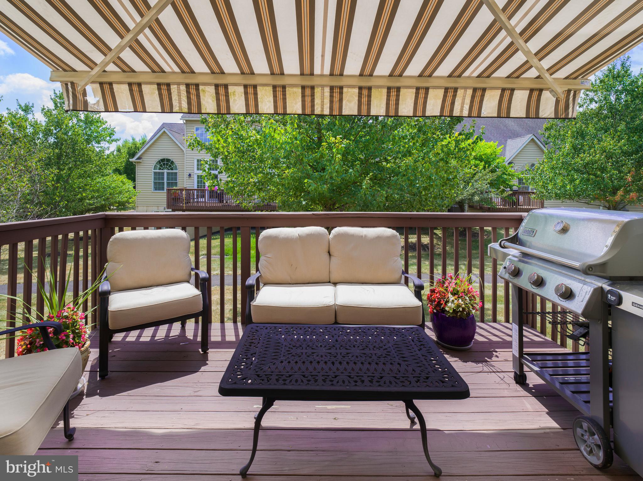 MONTGOMERY WALK - Residential