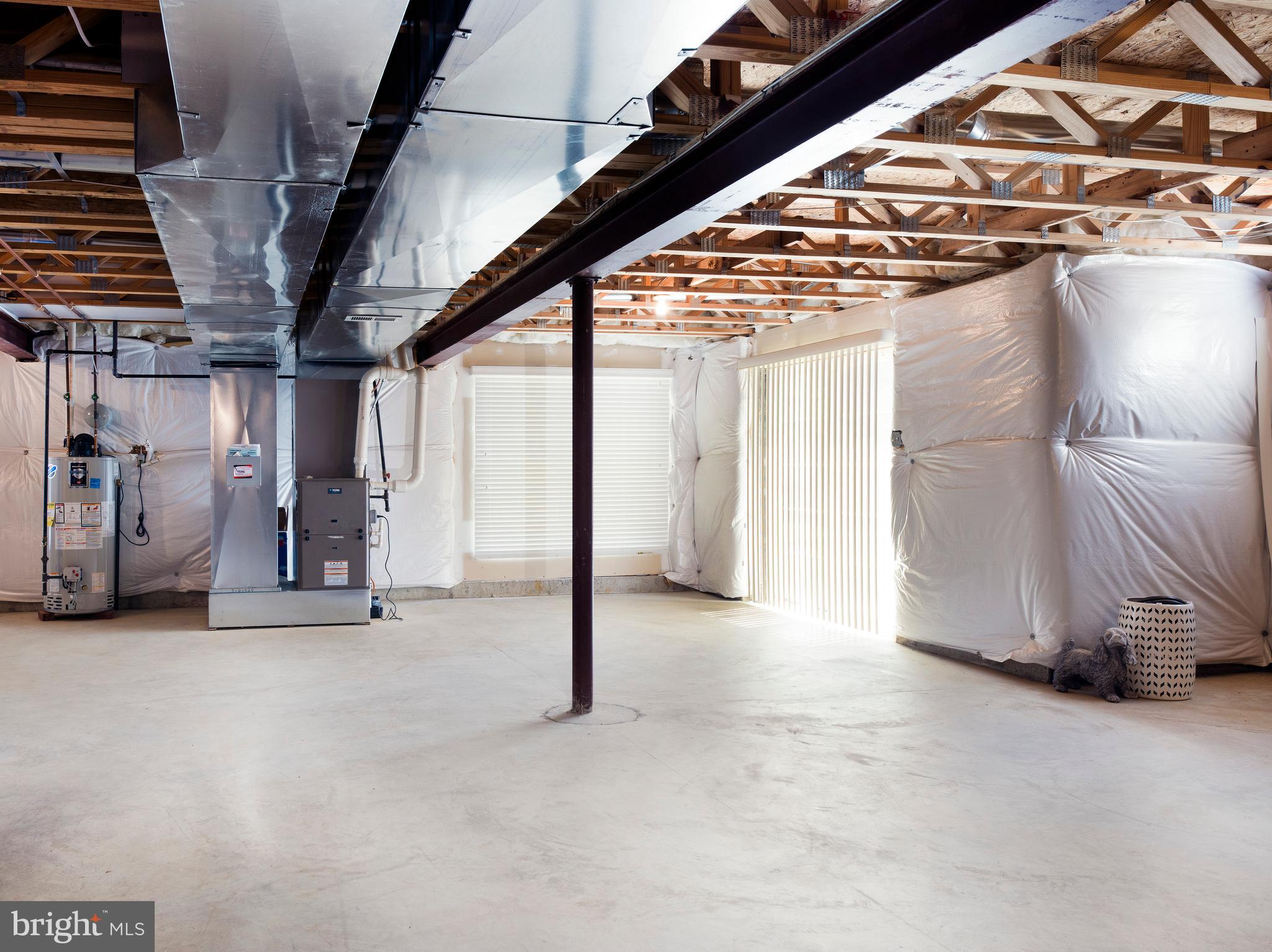 MONTGOMERY WALK - Residential