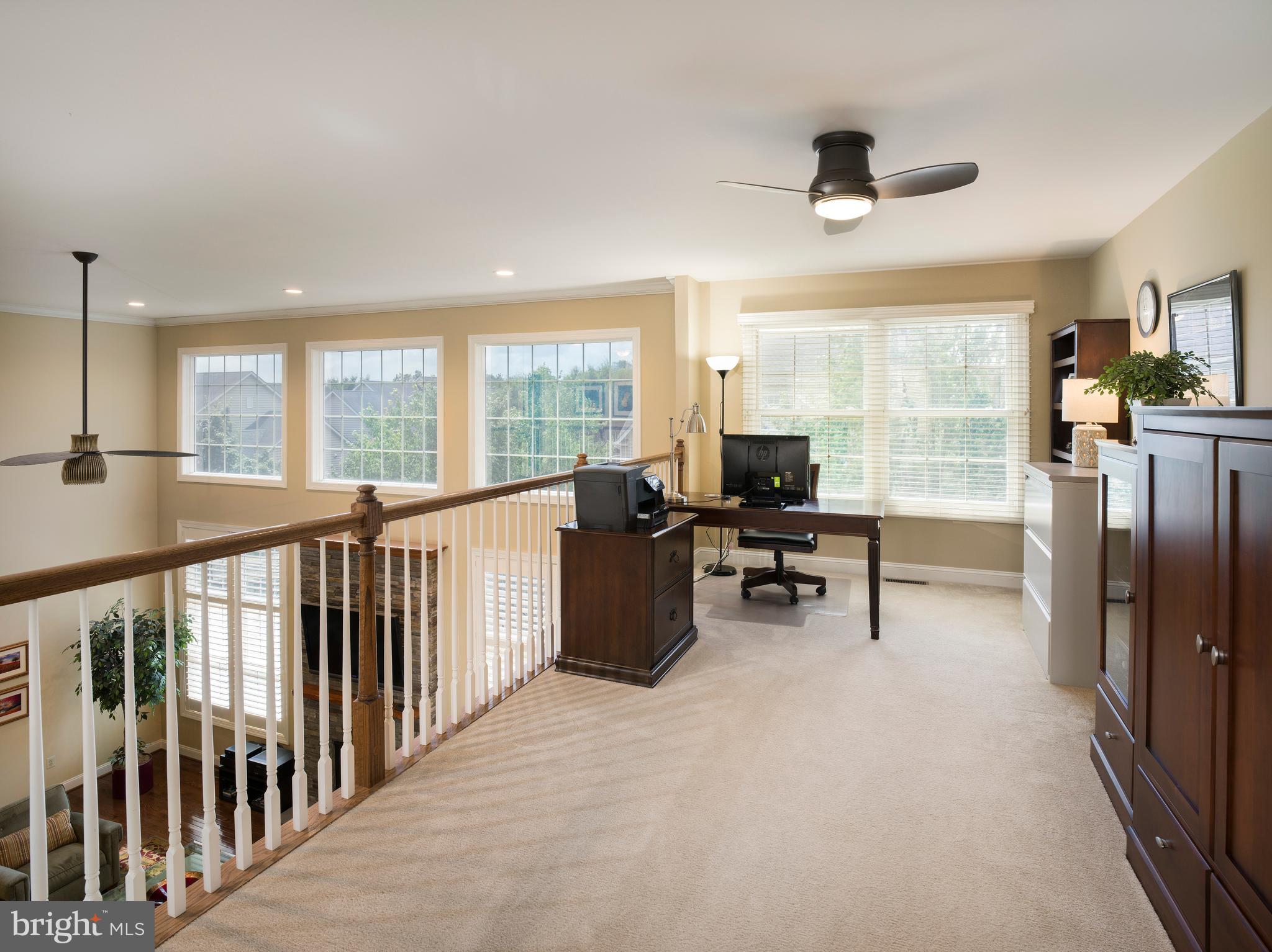 MONTGOMERY WALK - Residential