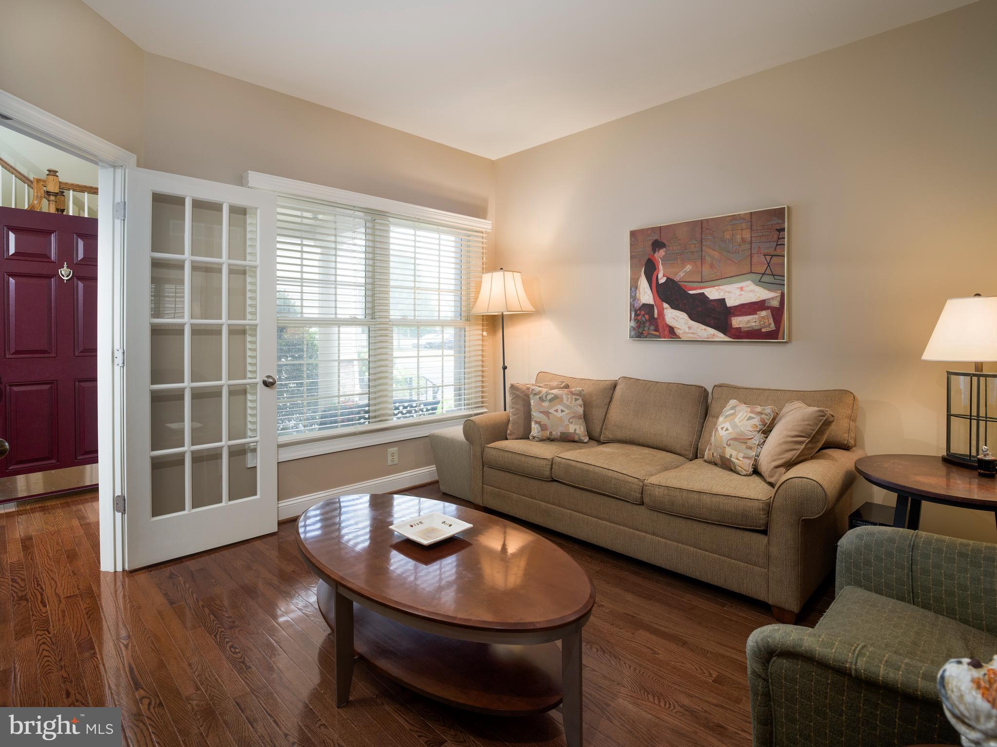 MONTGOMERY WALK - Residential