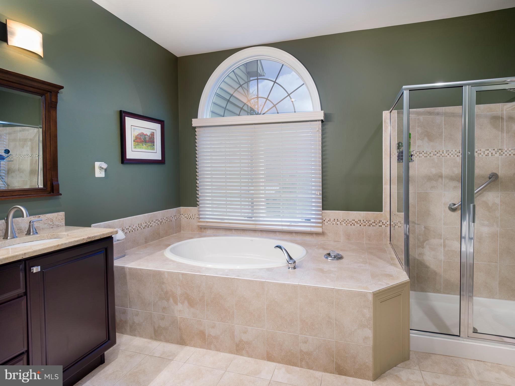 MONTGOMERY WALK - Residential