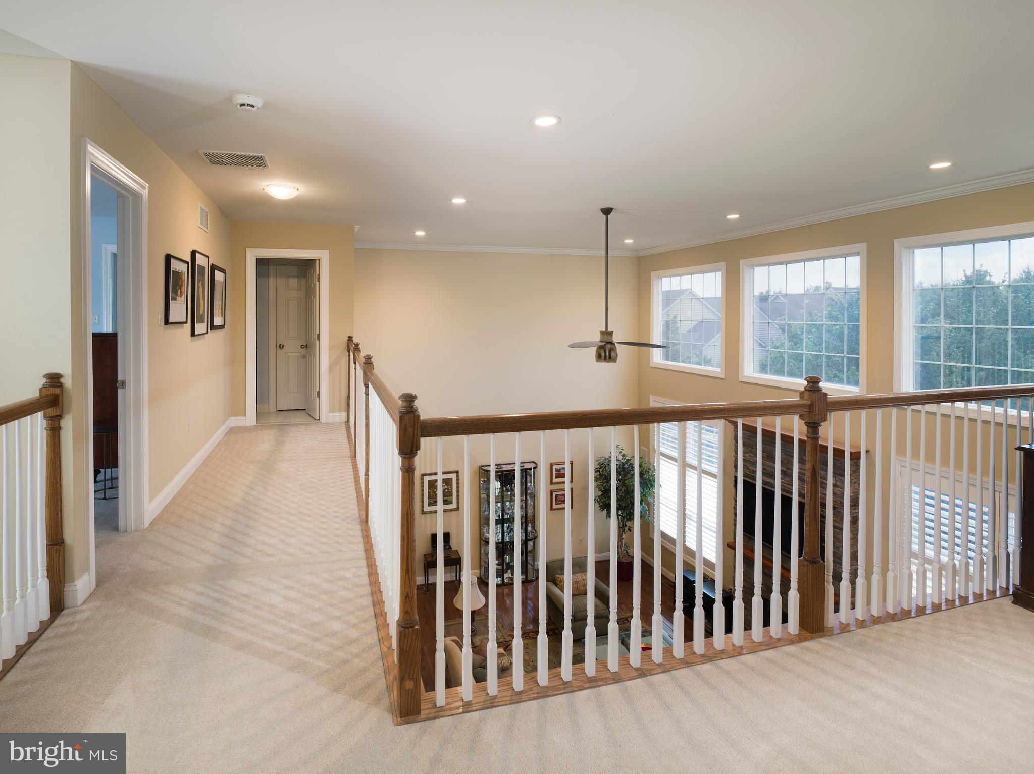 MONTGOMERY WALK - Residential