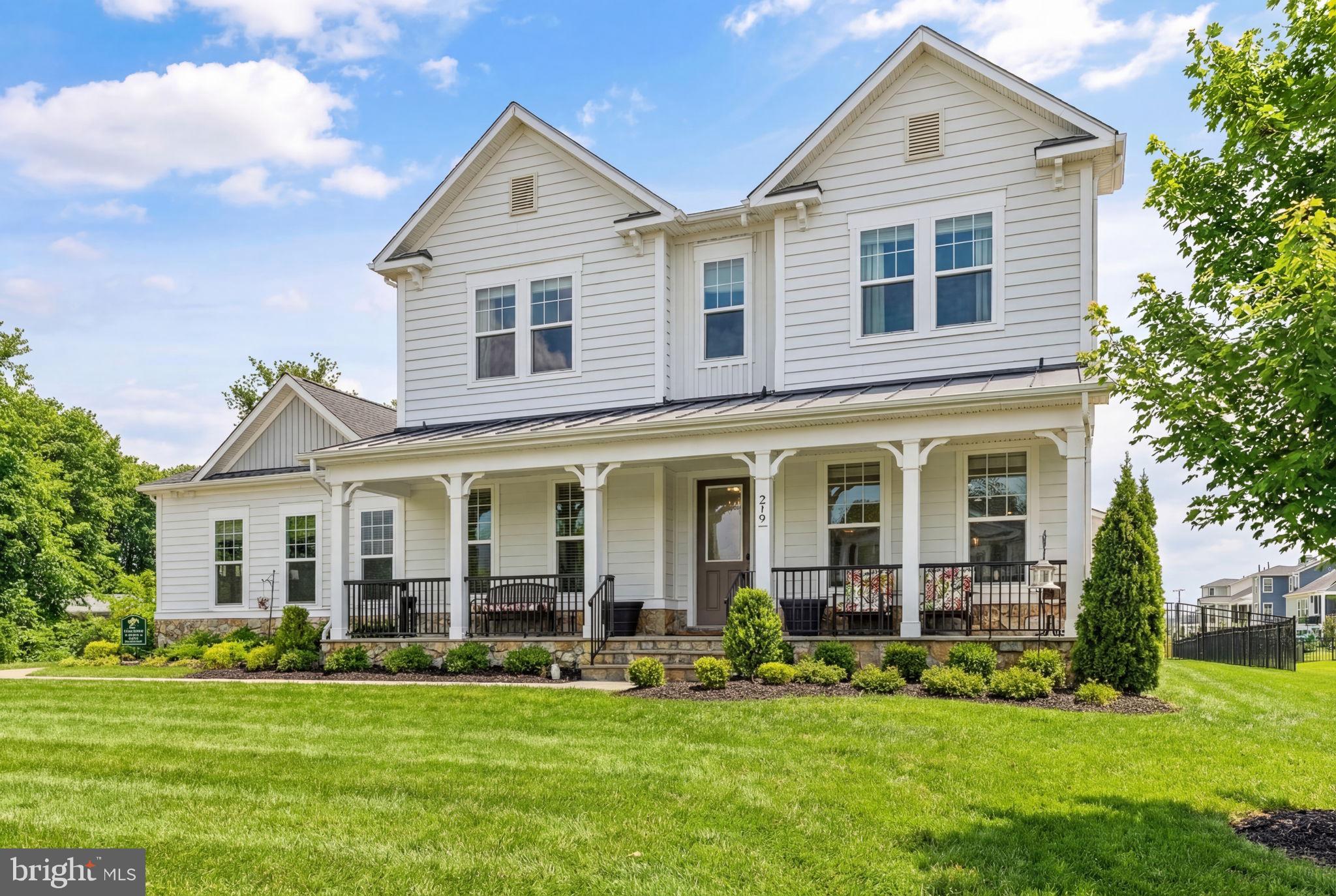 MEADOWBROOK - Residential