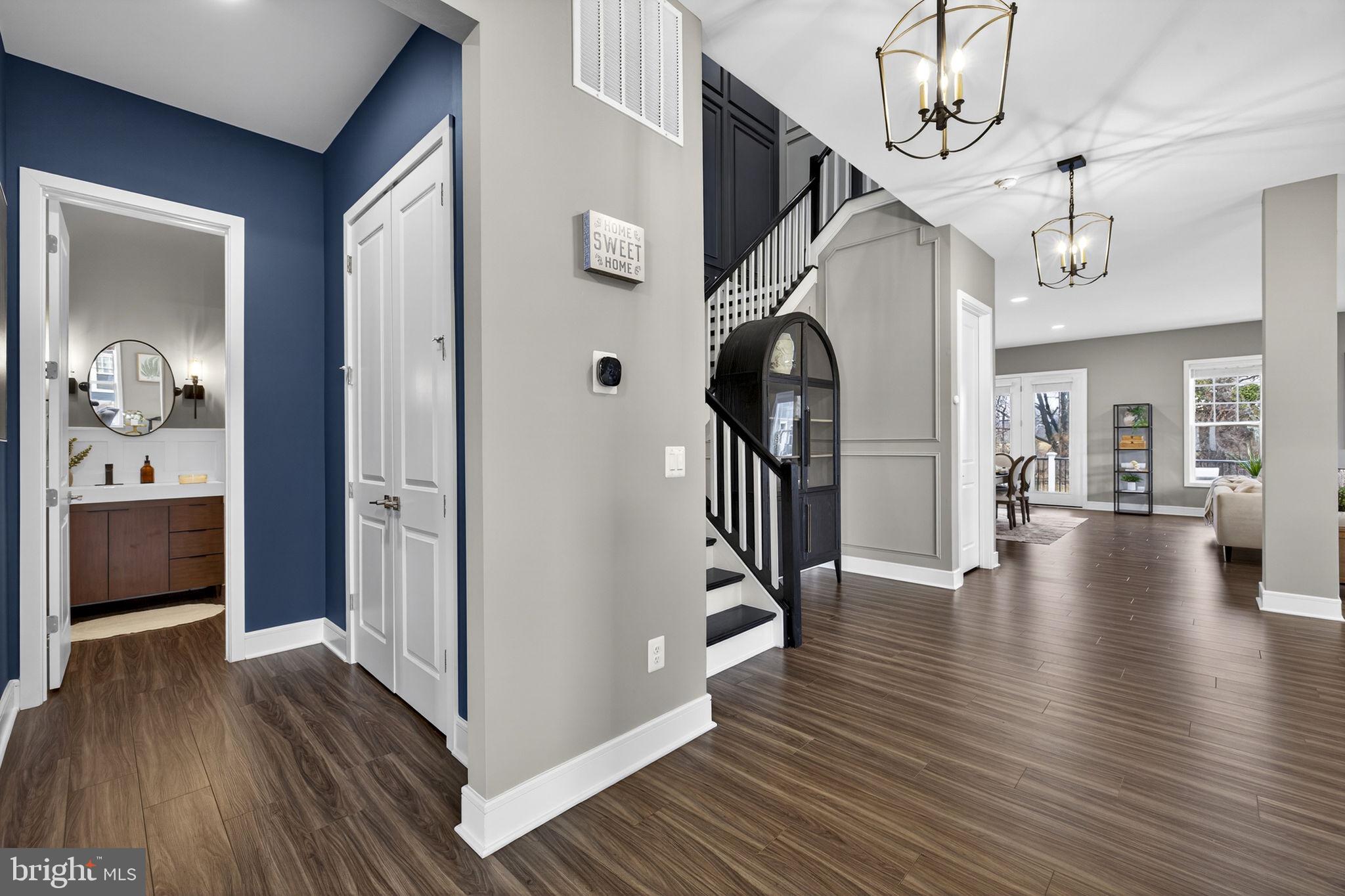 MEADOWBROOK - Residential