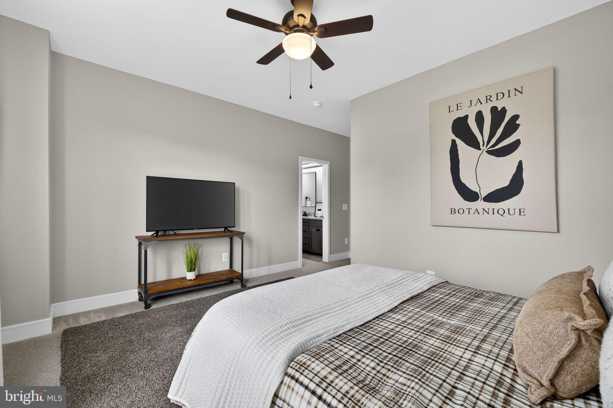 MEADOWBROOK - Residential