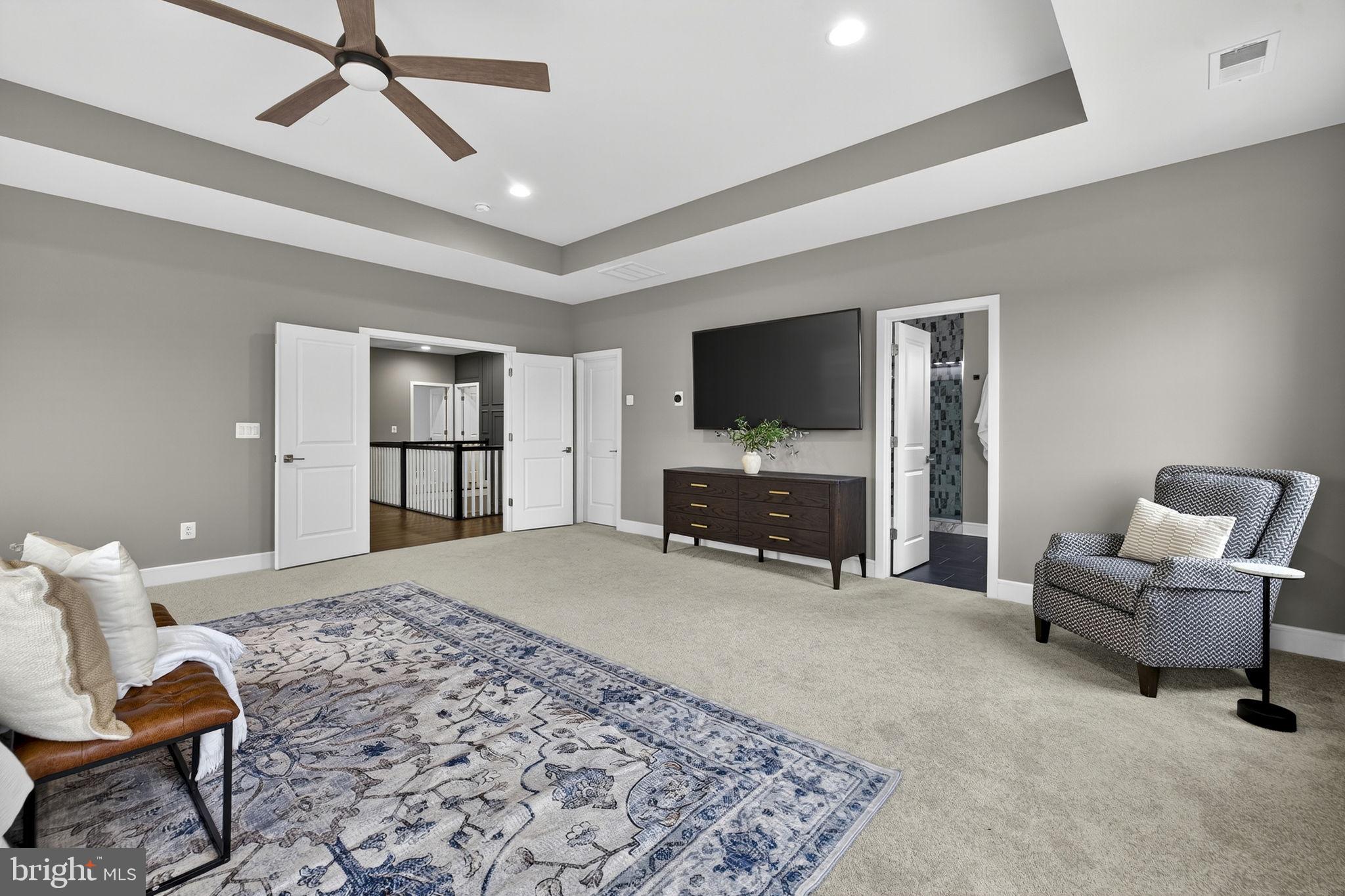 MEADOWBROOK - Residential