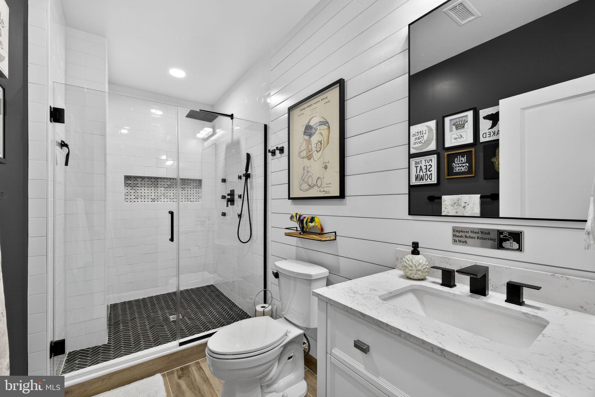 MEADOWBROOK - Residential