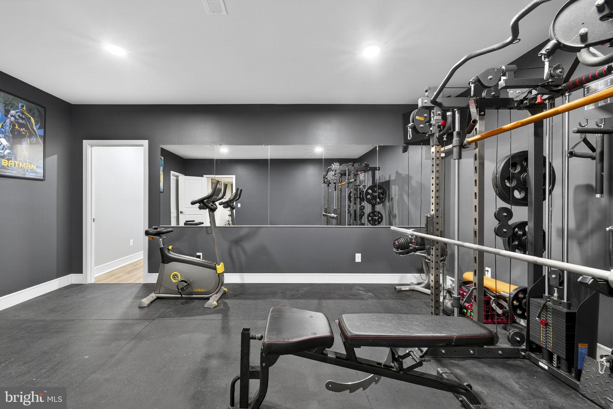 MEADOWBROOK - Residential