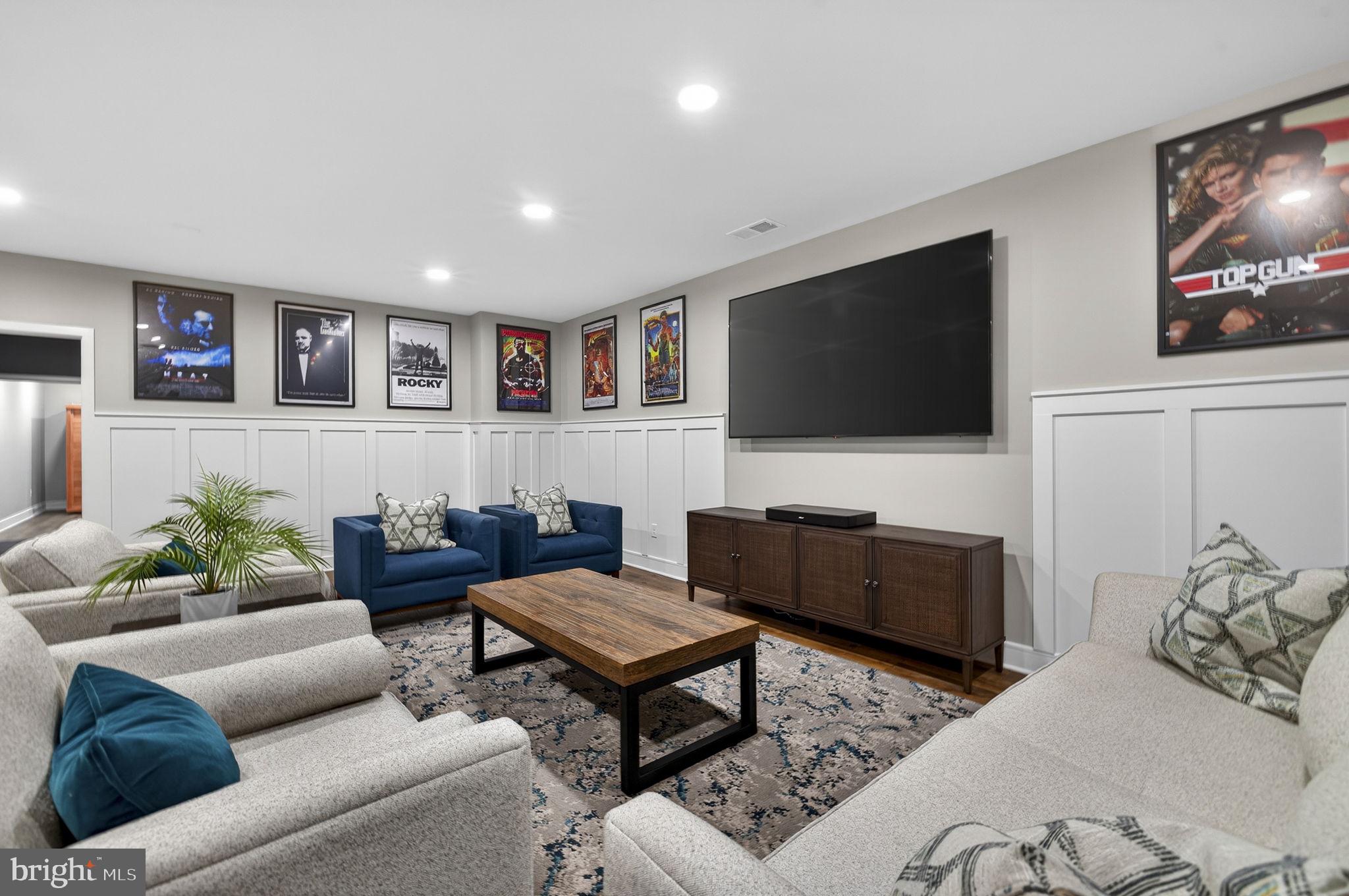 MEADOWBROOK - Residential