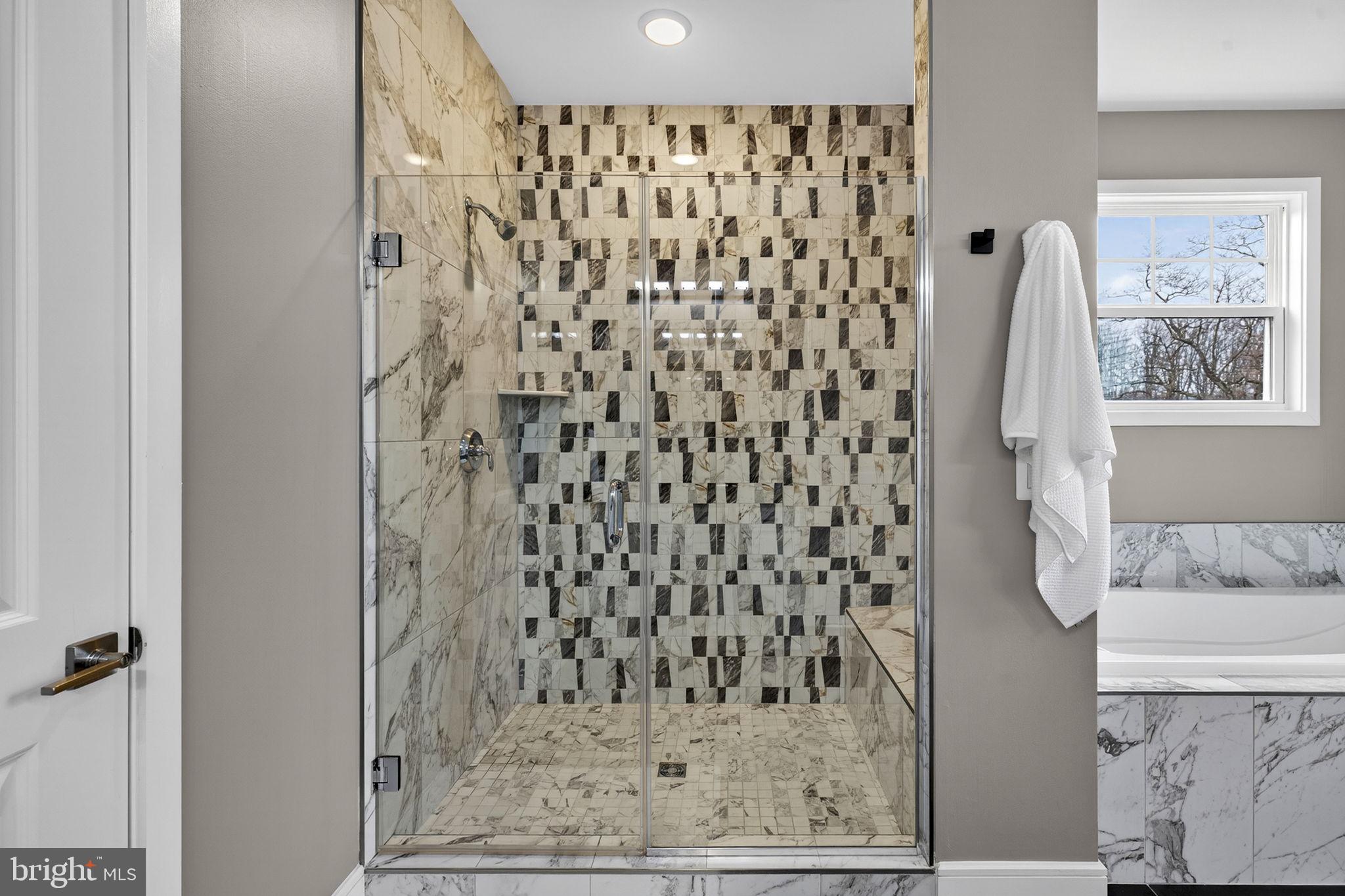 MEADOWBROOK - Residential