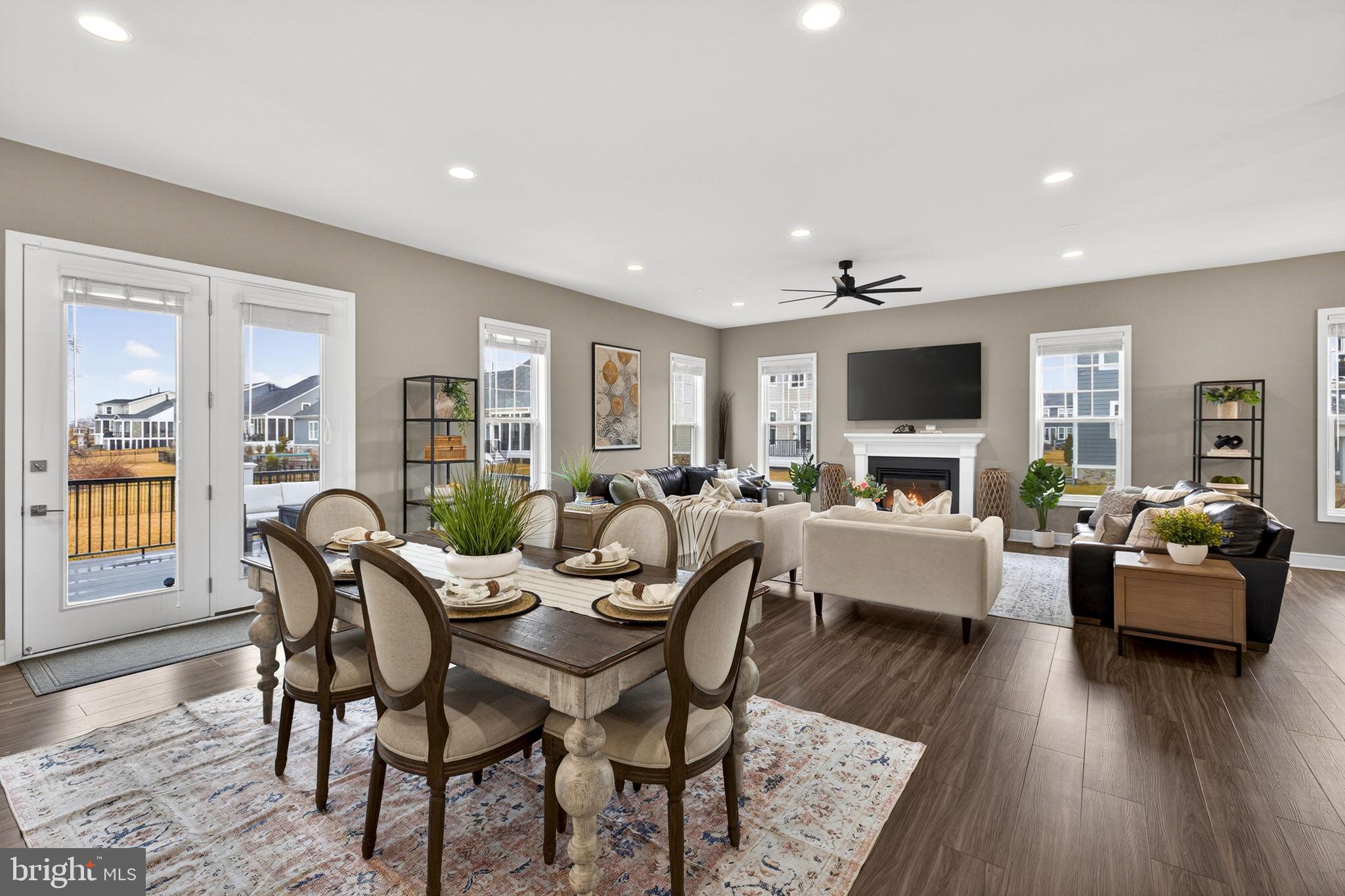 MEADOWBROOK - Residential