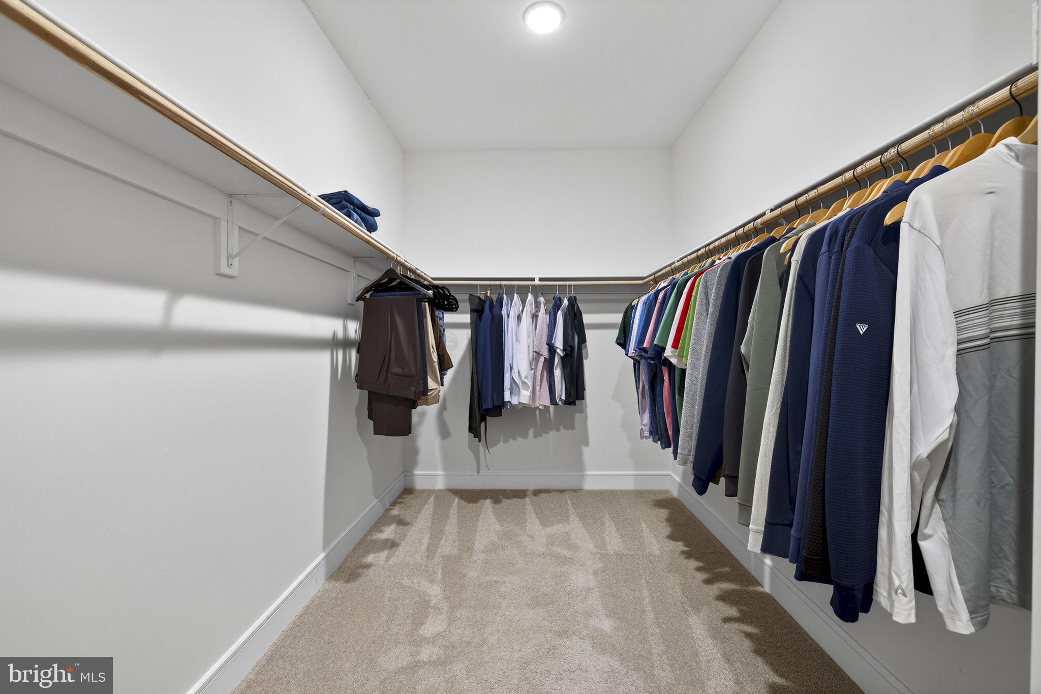 MEADOWBROOK - Residential