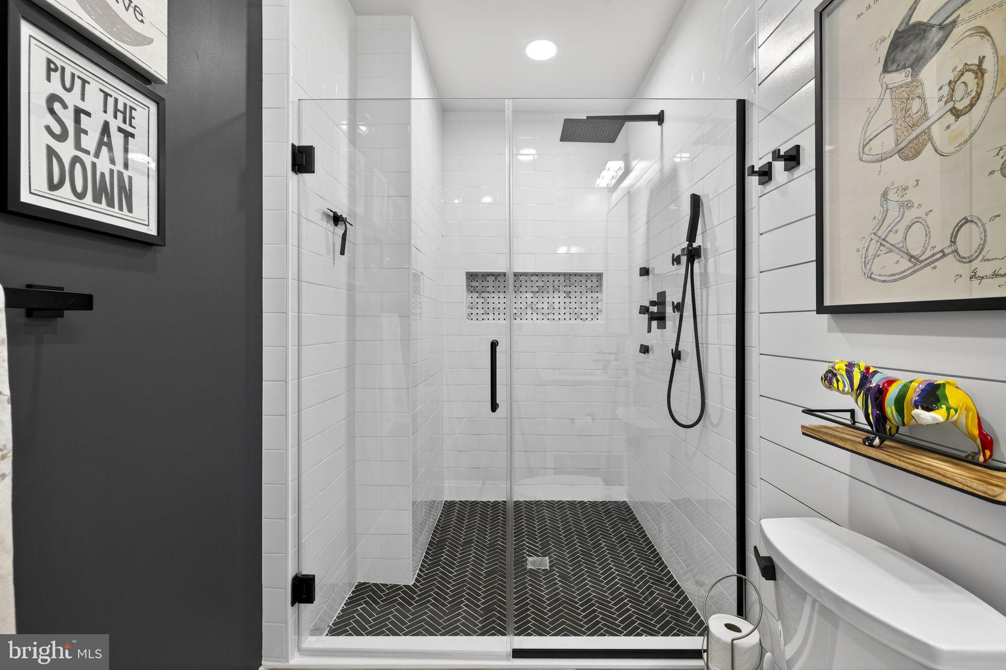 MEADOWBROOK - Residential