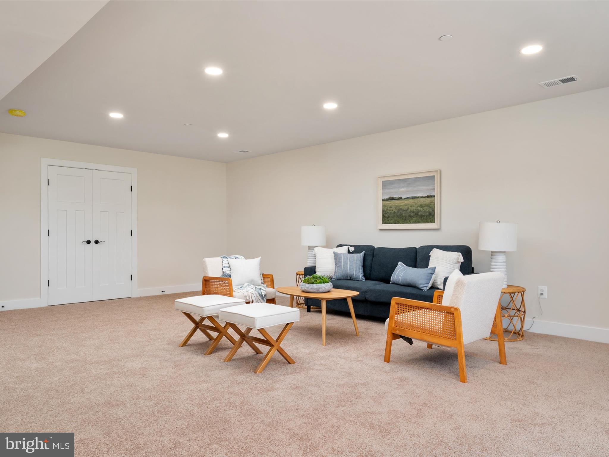 BELLA VISTA - Residential