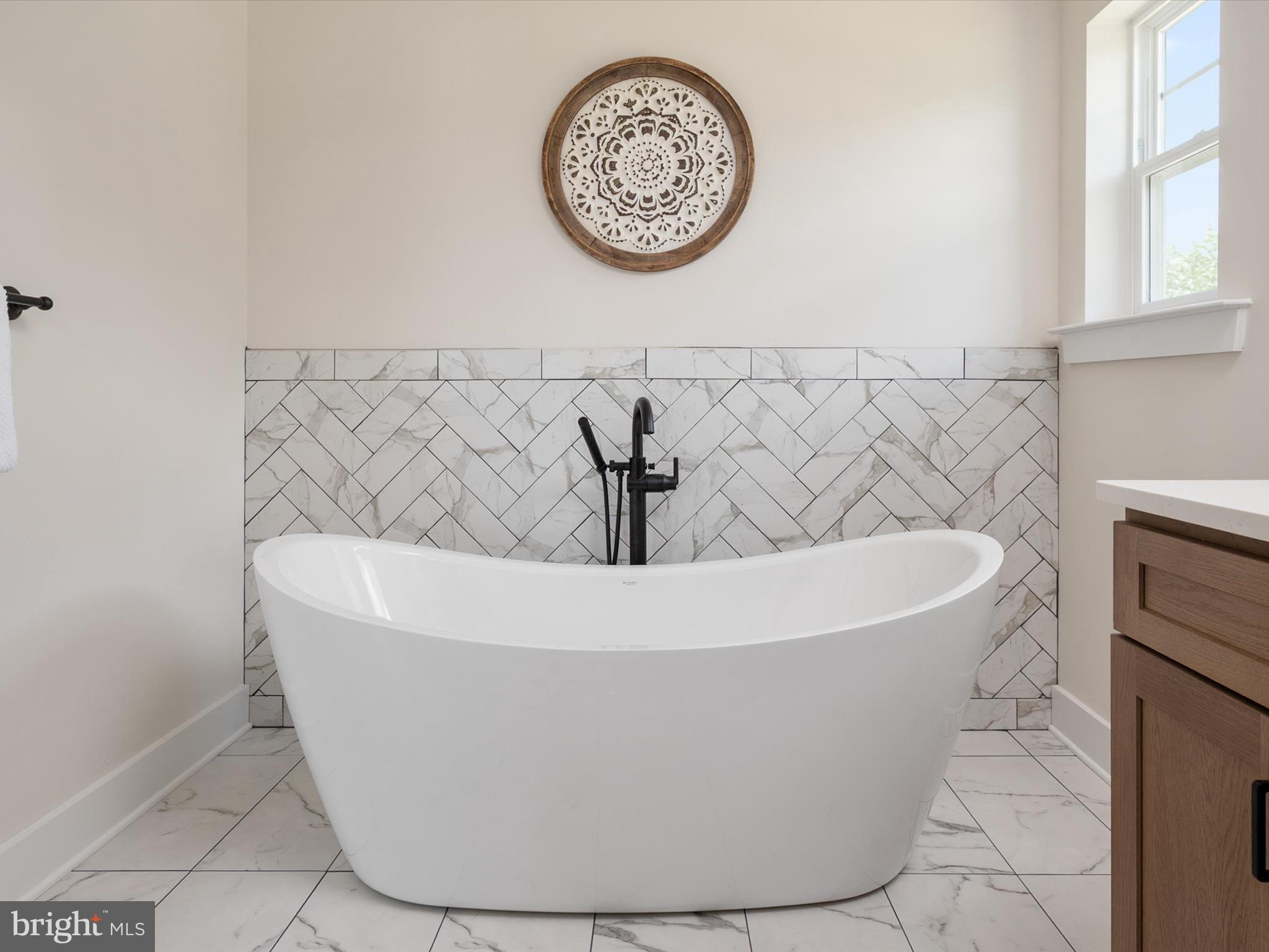 BELLA VISTA - Residential