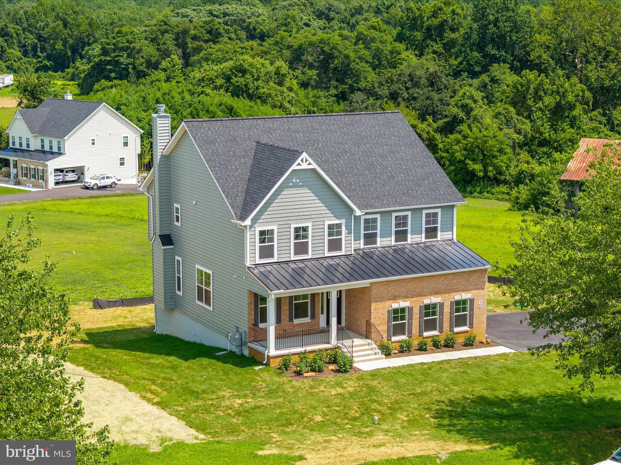 BELLA VISTA - Residential