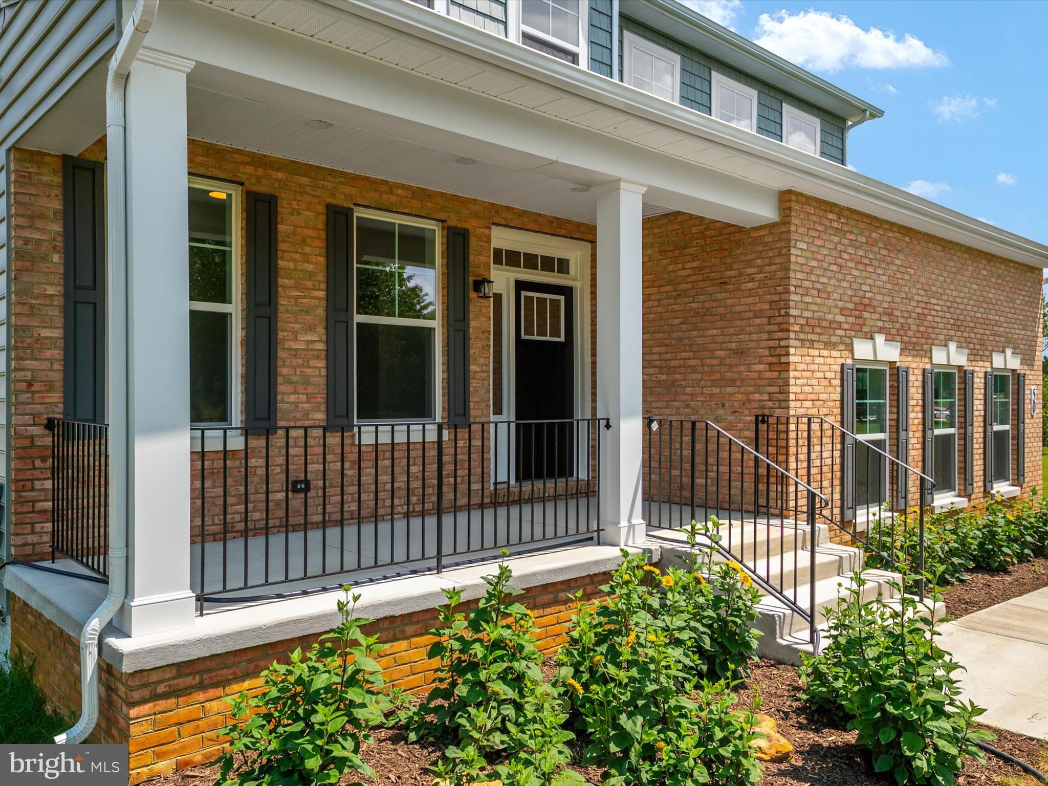 BELLA VISTA - Residential