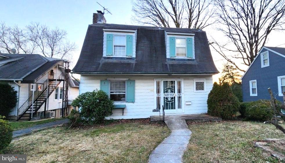 Calling all investors and home owners! Check out this charming fixer home waiting for a magic touch! Home features 3 decent sized bedrooms and a full bathroom, a living area with fireplace, a spacious kitchen, and a sunroom! Lower level can be finished for entertainment or storage.