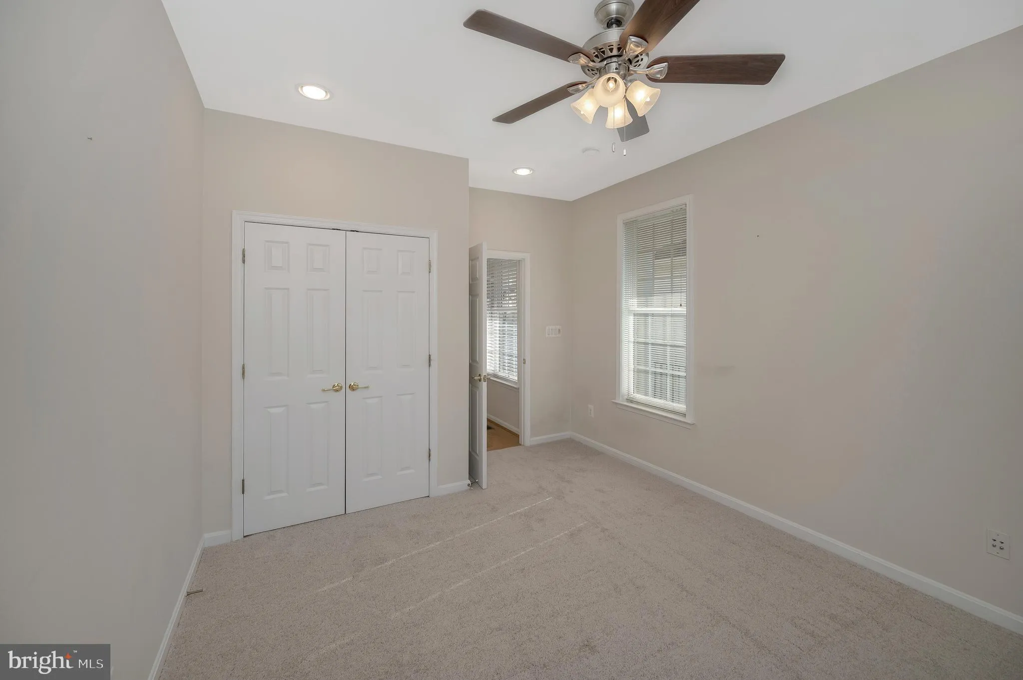 Fredericksburg, Virginia 22407, United States, 4 Bedrooms Bedrooms, ,4 BathroomsBathrooms,Residential,Active,237041