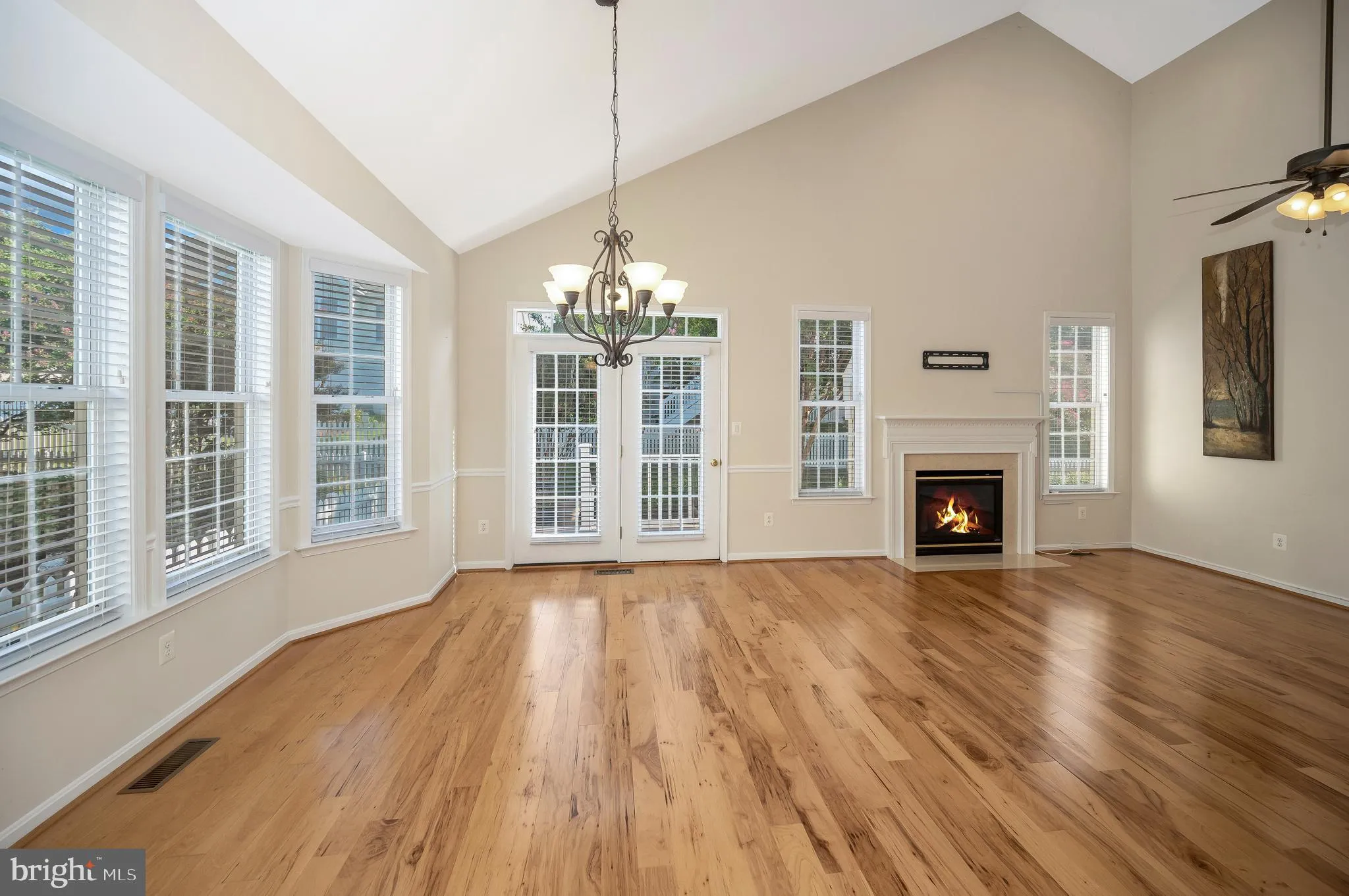 Fredericksburg, Virginia 22407, United States, 4 Bedrooms Bedrooms, ,4 BathroomsBathrooms,Residential,Active,237041