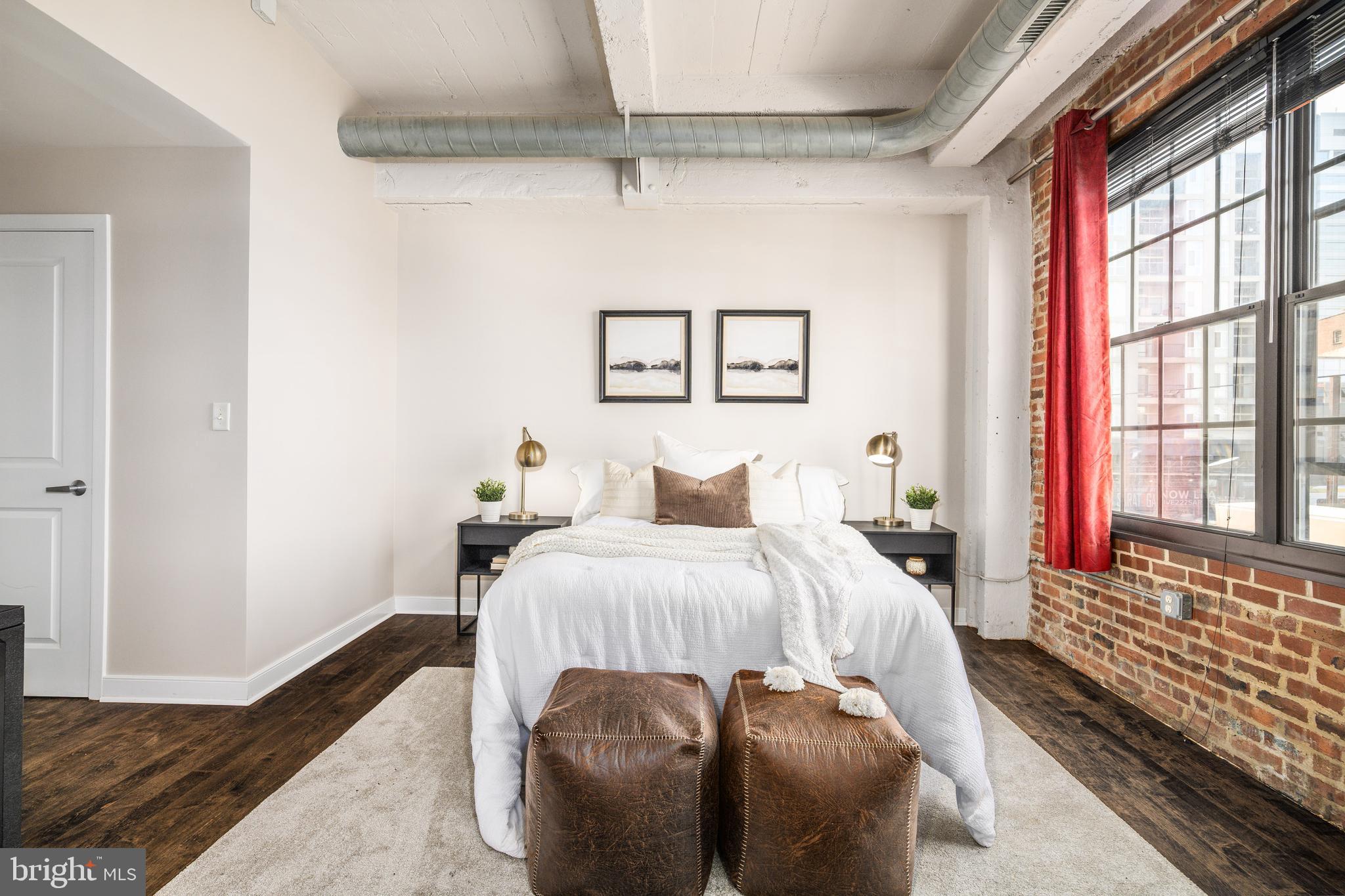 DOWNTOWN - Residential