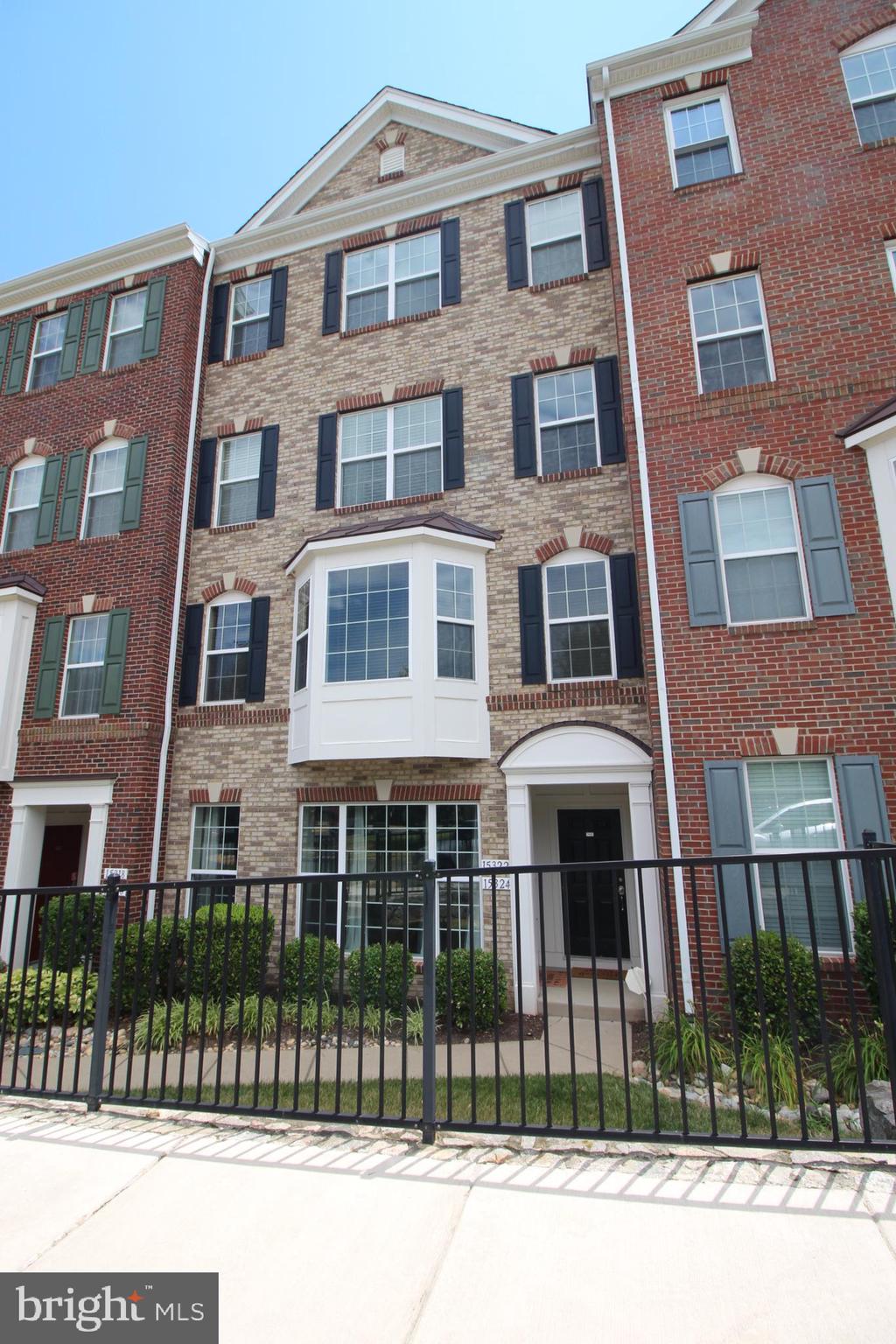 POTOMAC CLUB II - Residential Lease