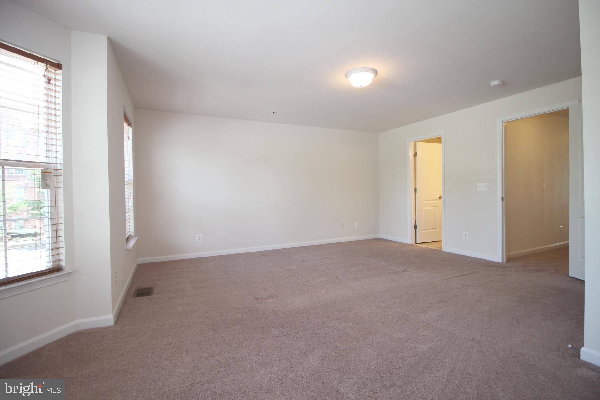 POTOMAC CLUB II - Residential Lease