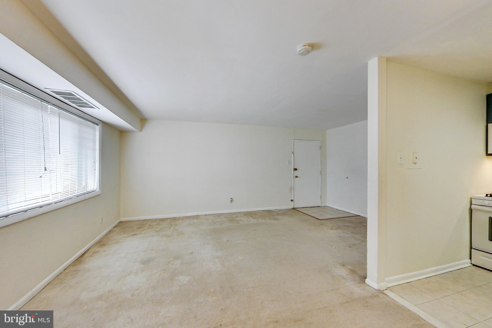 OCCOQUAN RIDGE CONDO - Residential