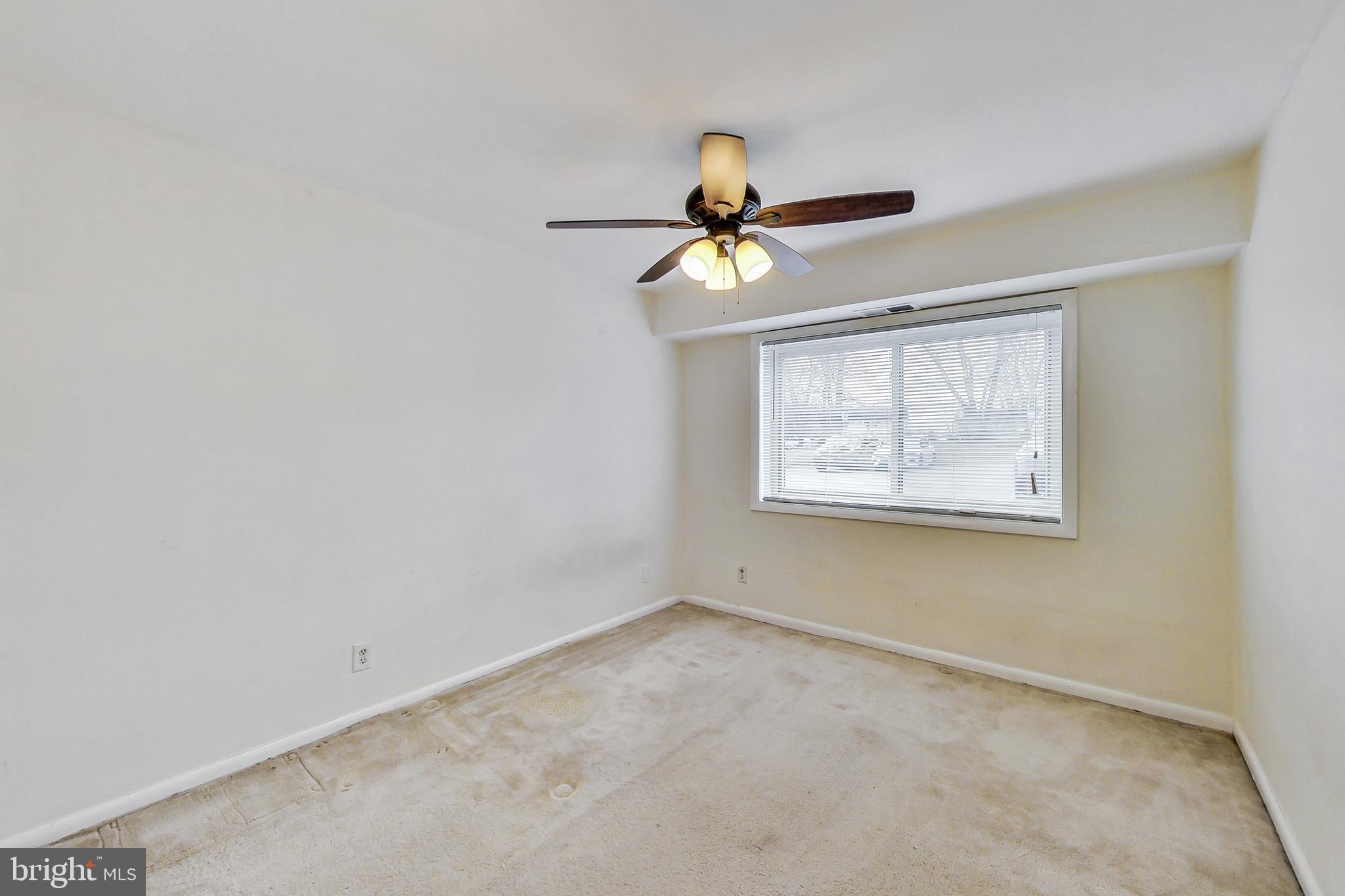 OCCOQUAN RIDGE CONDO - Residential