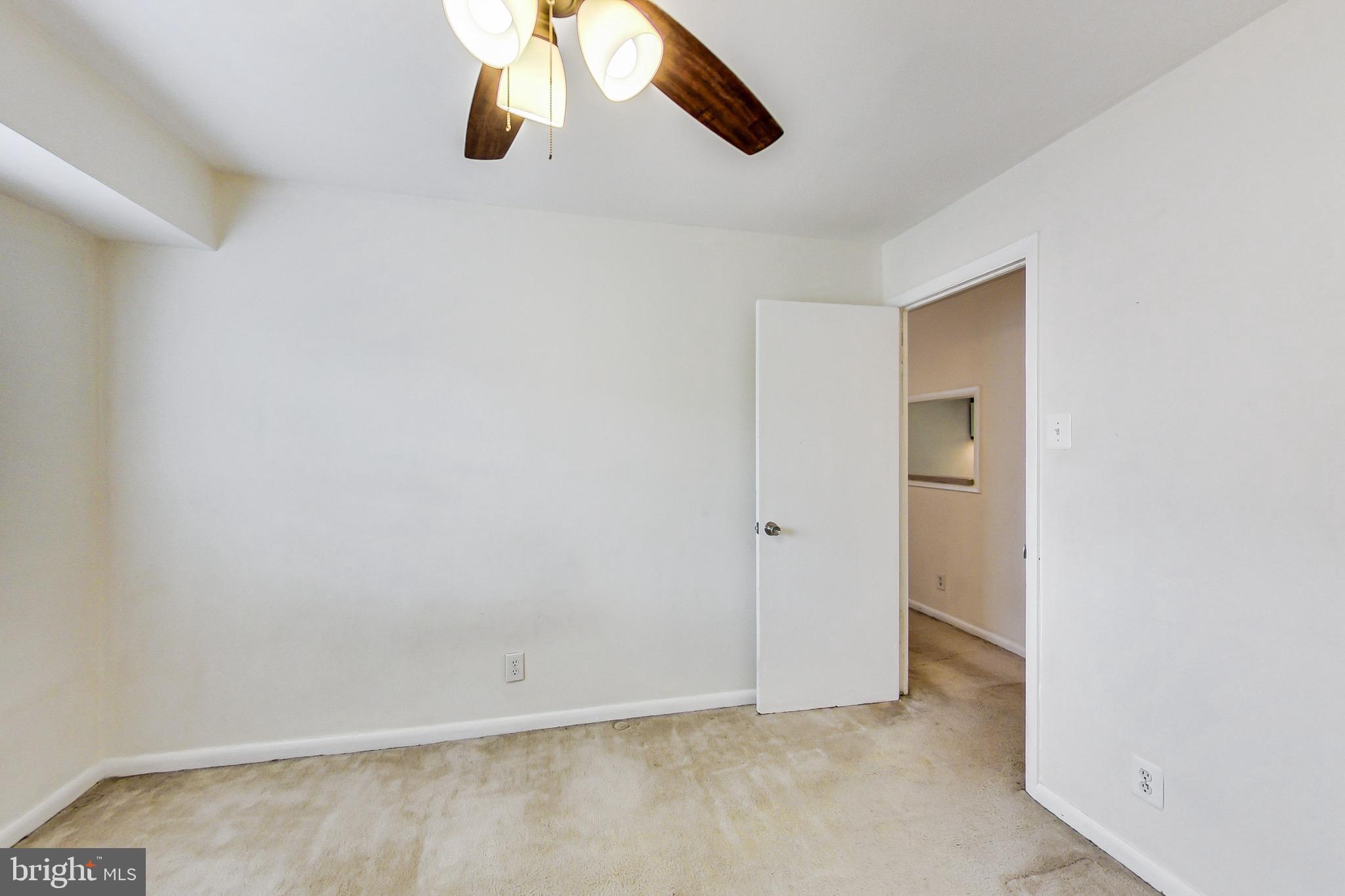 OCCOQUAN RIDGE CONDO - Residential