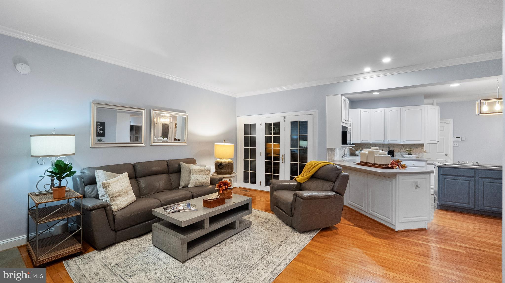 OLD SOUTH COUNTRY CLUB - Residential