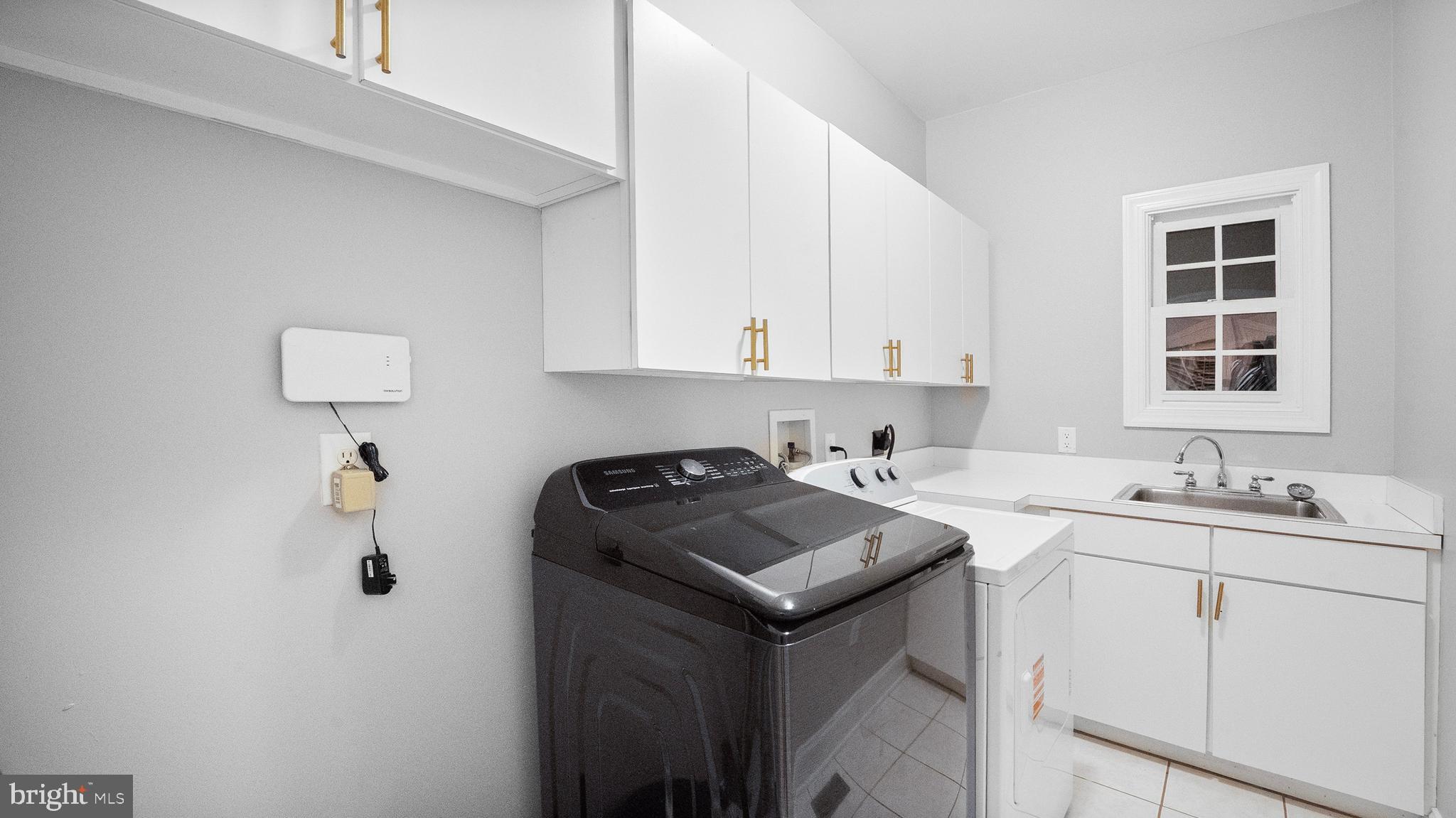 OLD SOUTH COUNTRY CLUB - Residential