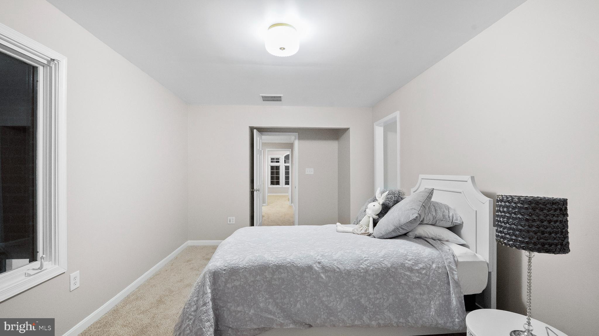 OLD SOUTH COUNTRY CLUB - Residential