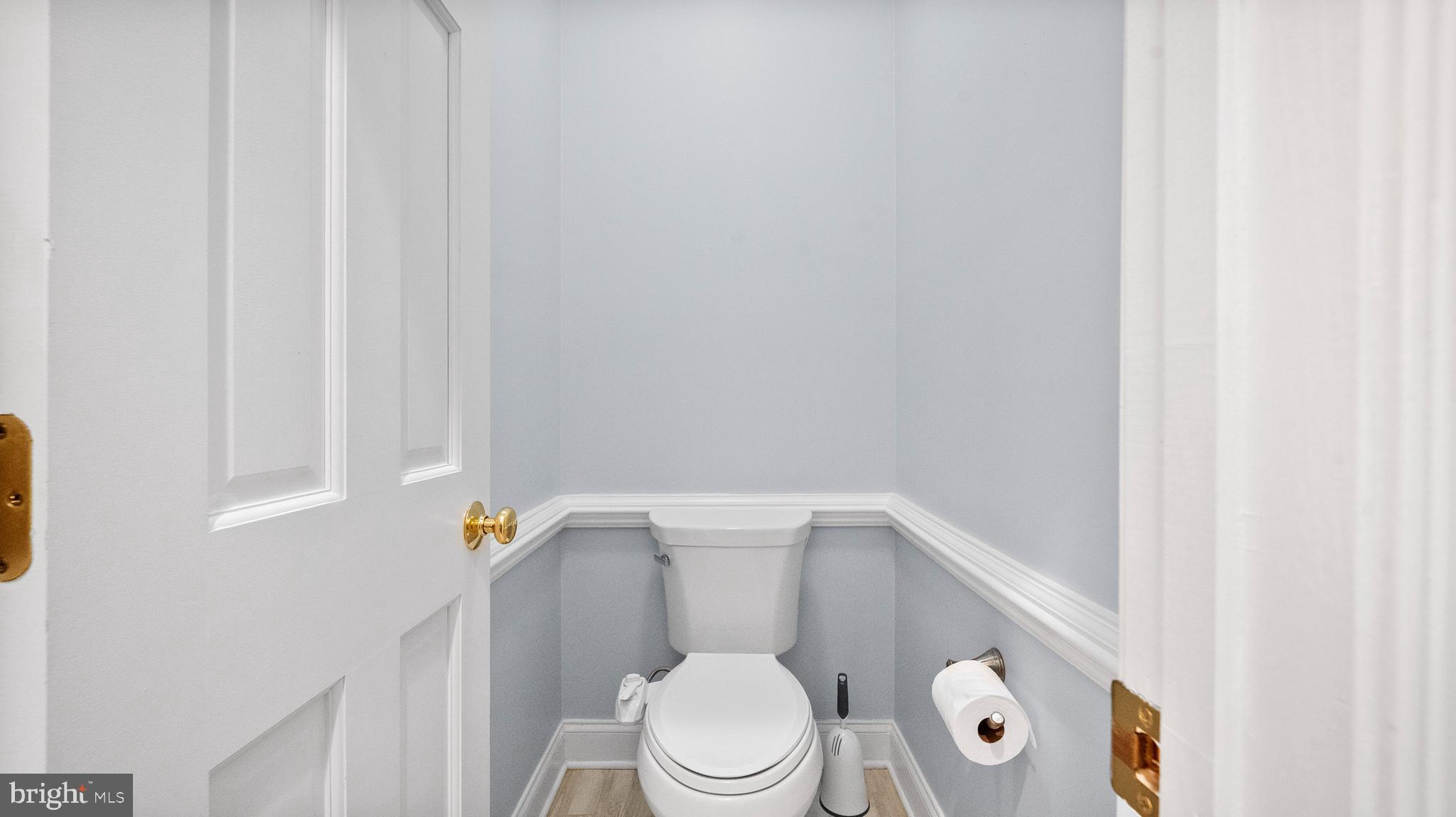 OLD SOUTH COUNTRY CLUB - Residential