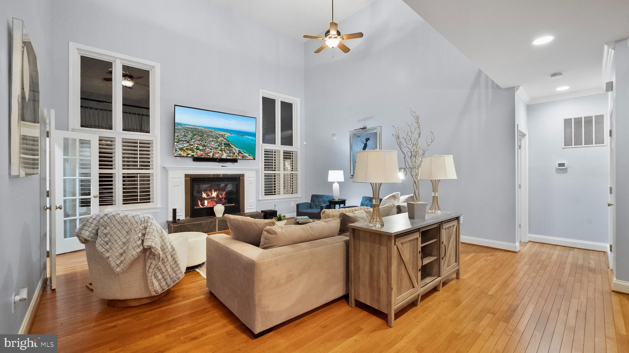 OLD SOUTH COUNTRY CLUB - Residential