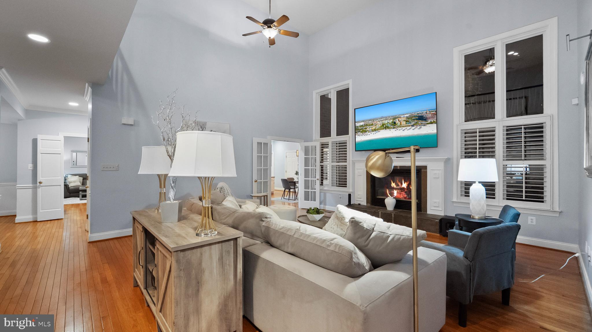 OLD SOUTH COUNTRY CLUB - Residential