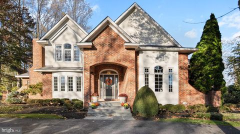 600 TRAVELLER COURT LOTHIAN MD 20711