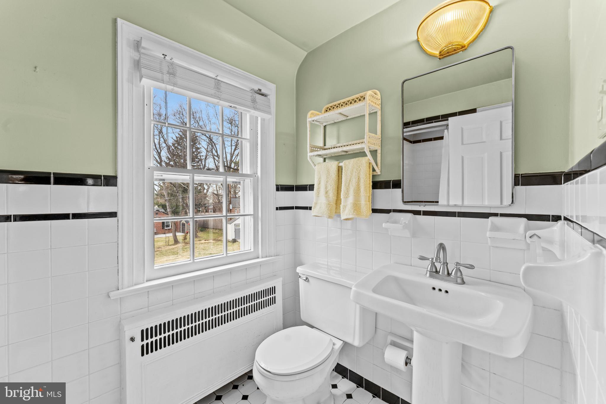 GLENSIDE - Residential