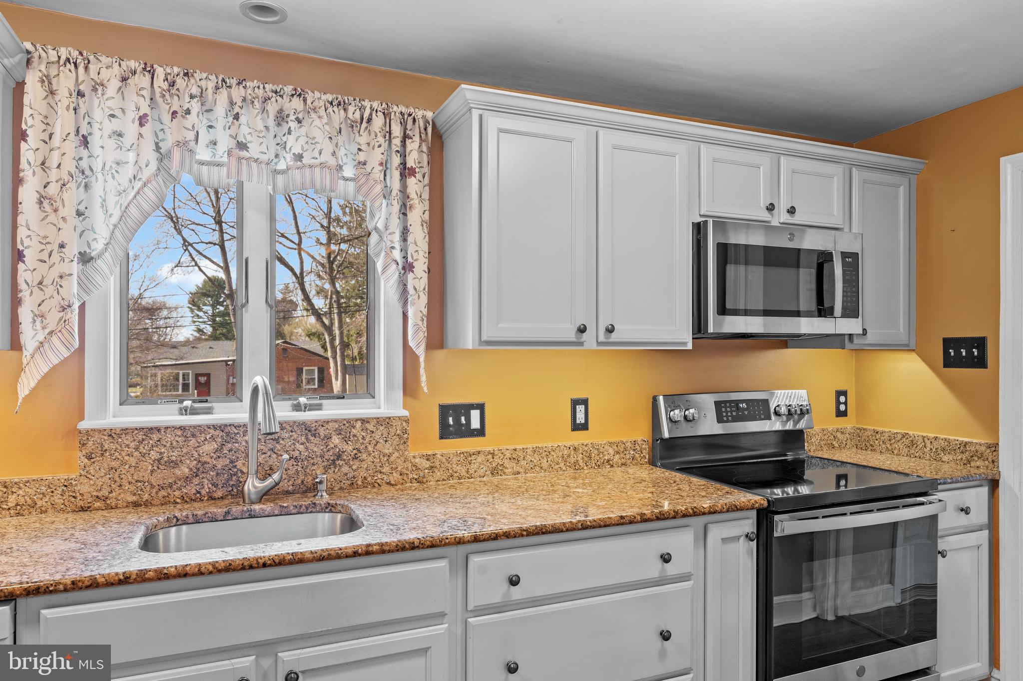 GLENSIDE - Residential