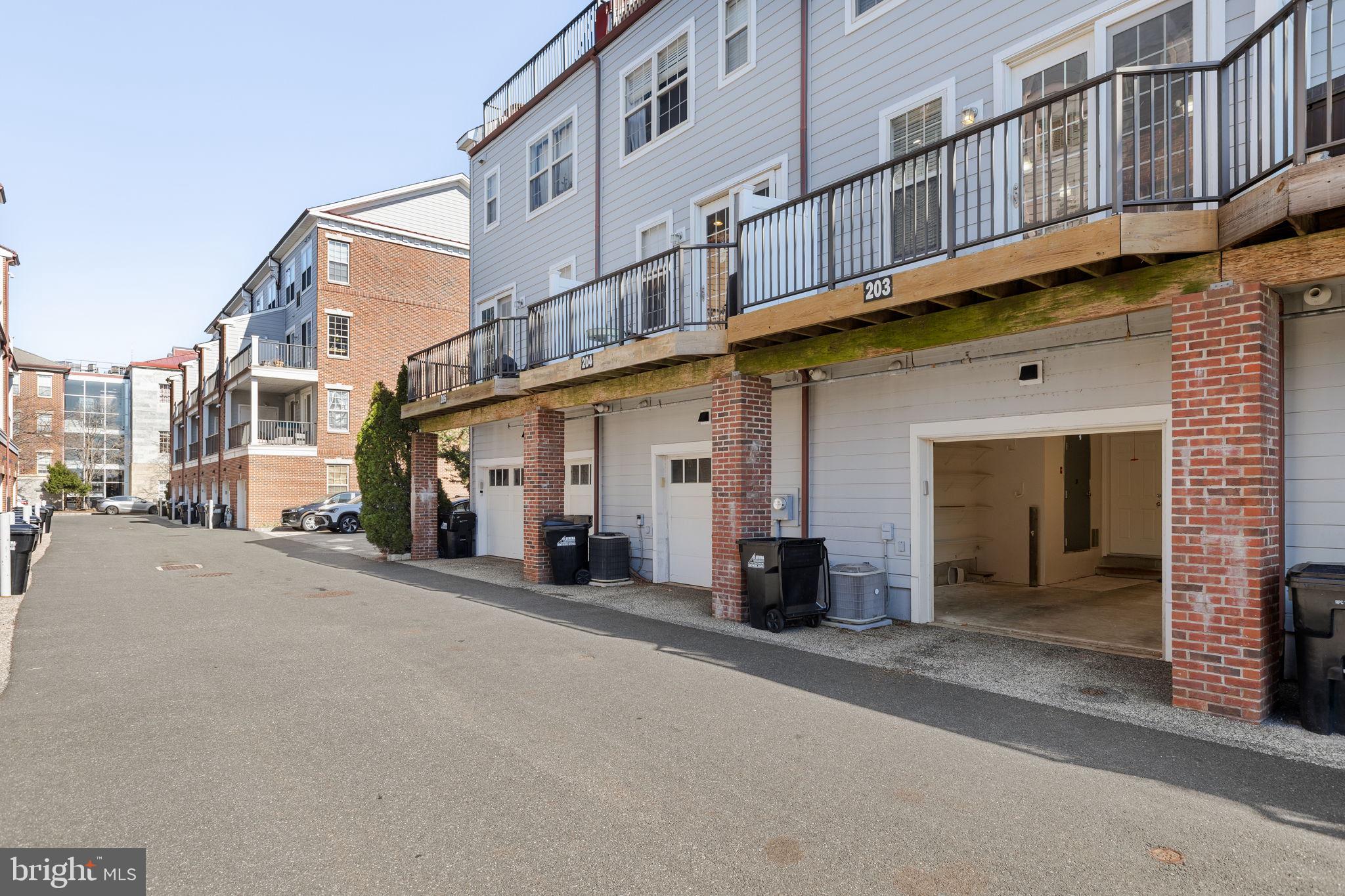 GRADUATE HOSPITAL - Residential