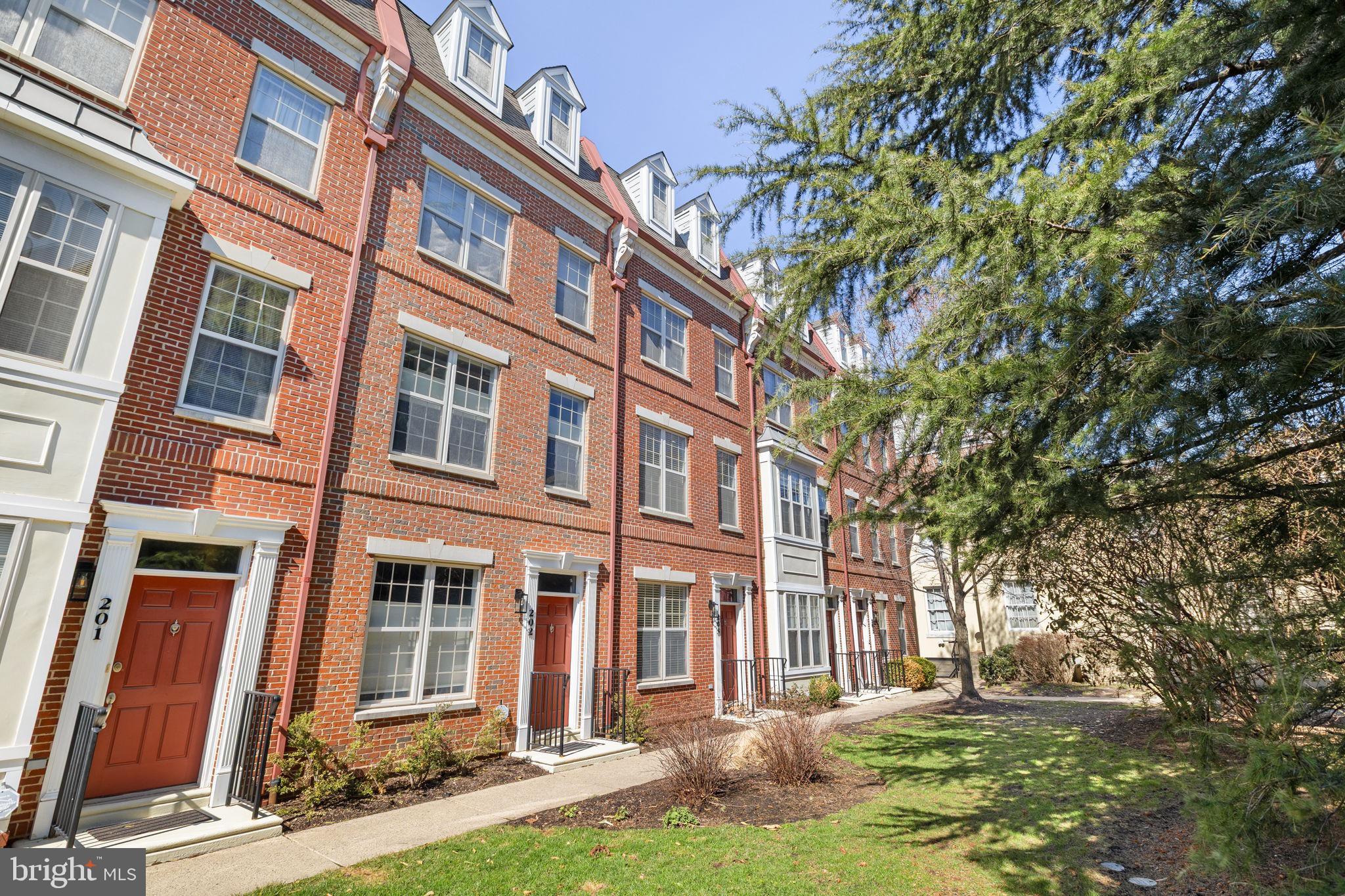 GRADUATE HOSPITAL - Residential