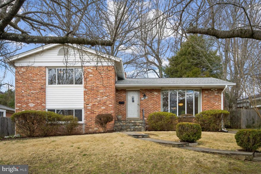 SPACIOUS  4 bedroom and 3 bath home in prime location. This meticulously maintained home is clean and bright with hardwood floors throughout. Use the fourth bedroom on the lower level as a study or office. Enjoy the outdoors year-round in the enclosed patio. Ideally located, close to the Merrimac Park playground, basketball, and tennis courts at the top of Marjory Lane.  Minutes to trails, Whole Foods and Giant, I-495, Downtown Bethesda and Washington DC.