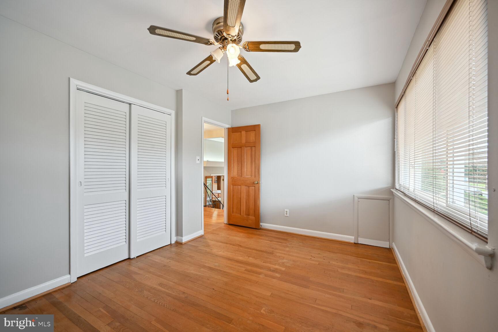 COUNTRY CLUB FOREST - Residential Lease