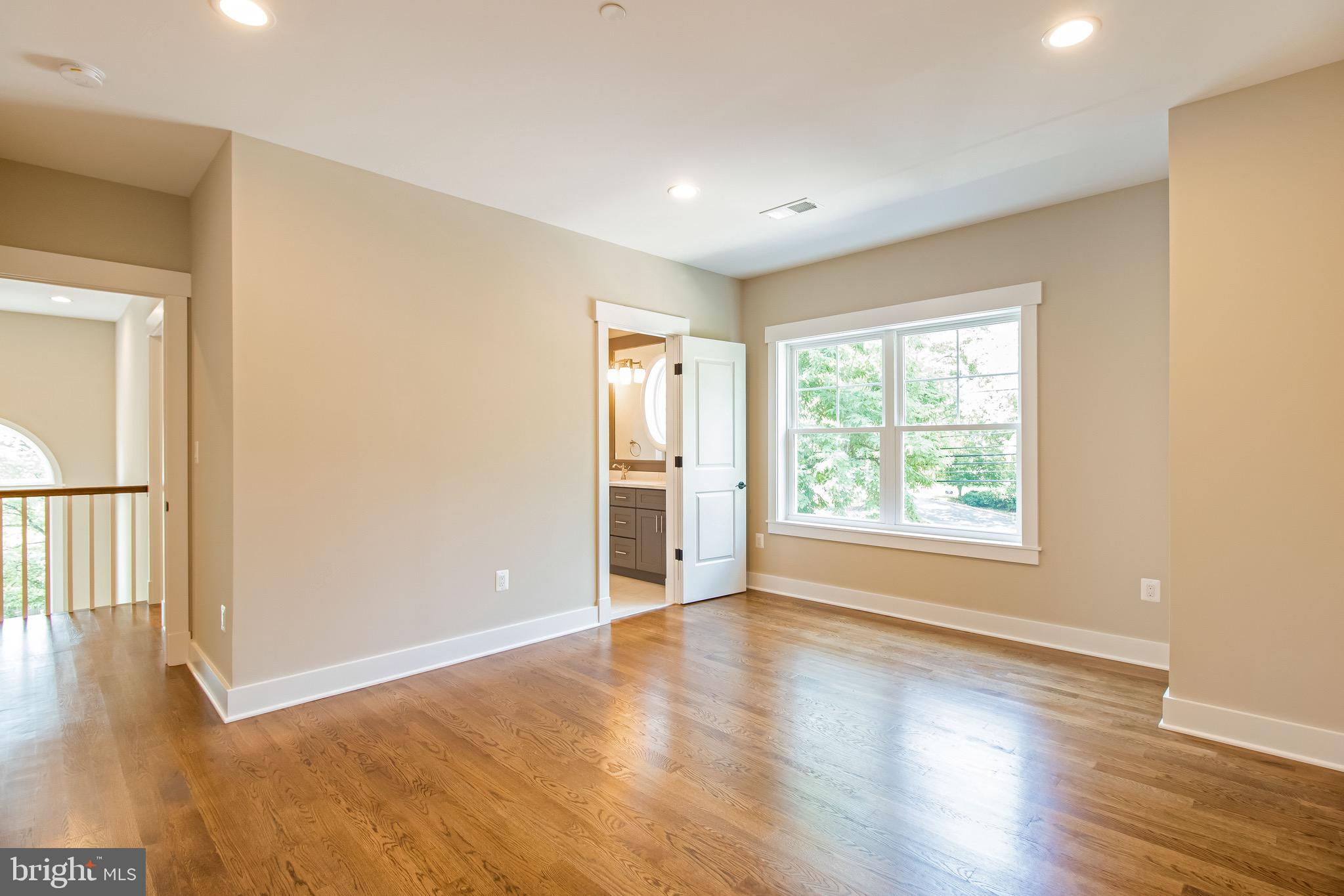 HILLMEAD - Residential