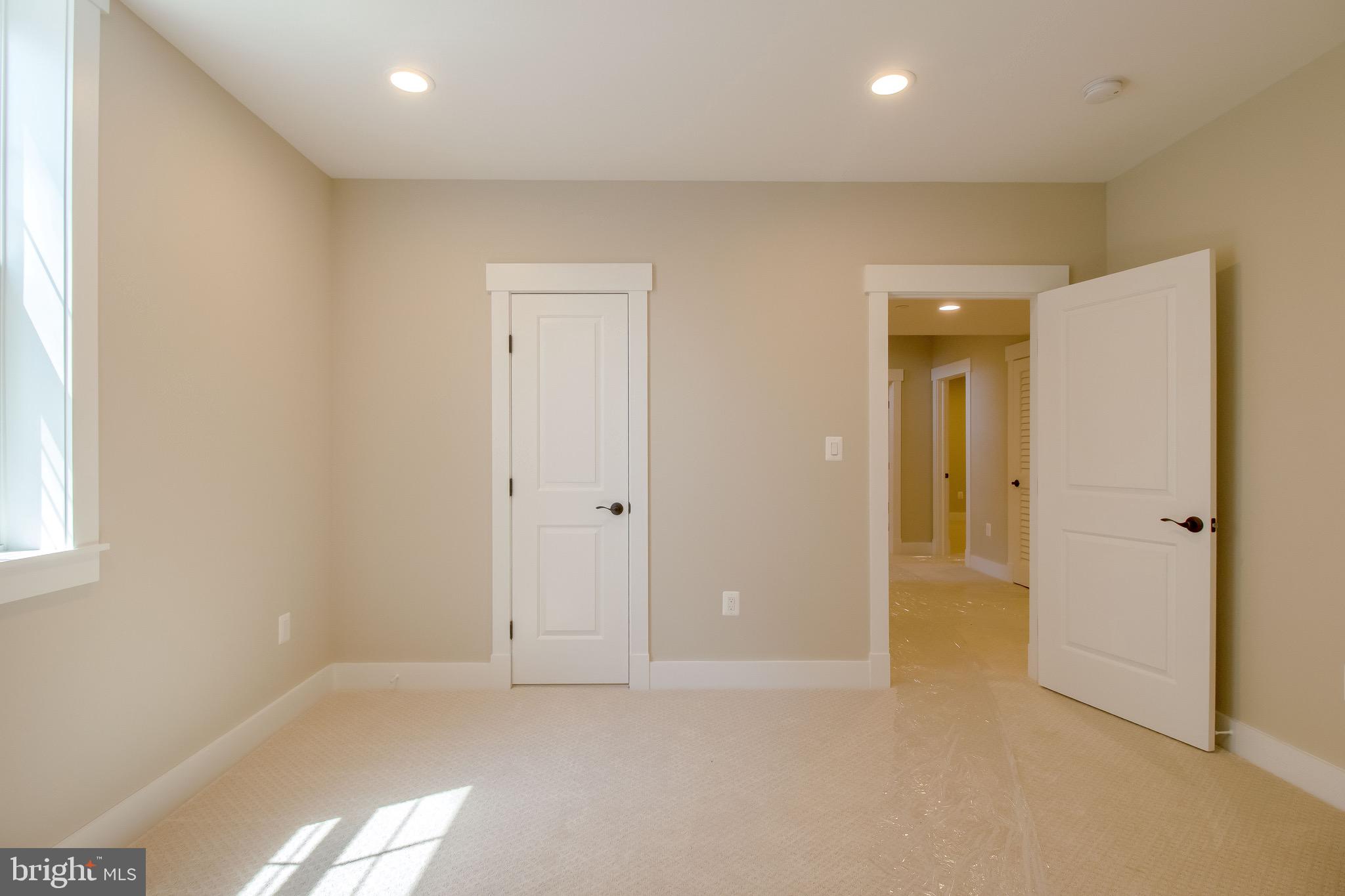 HILLMEAD - Residential