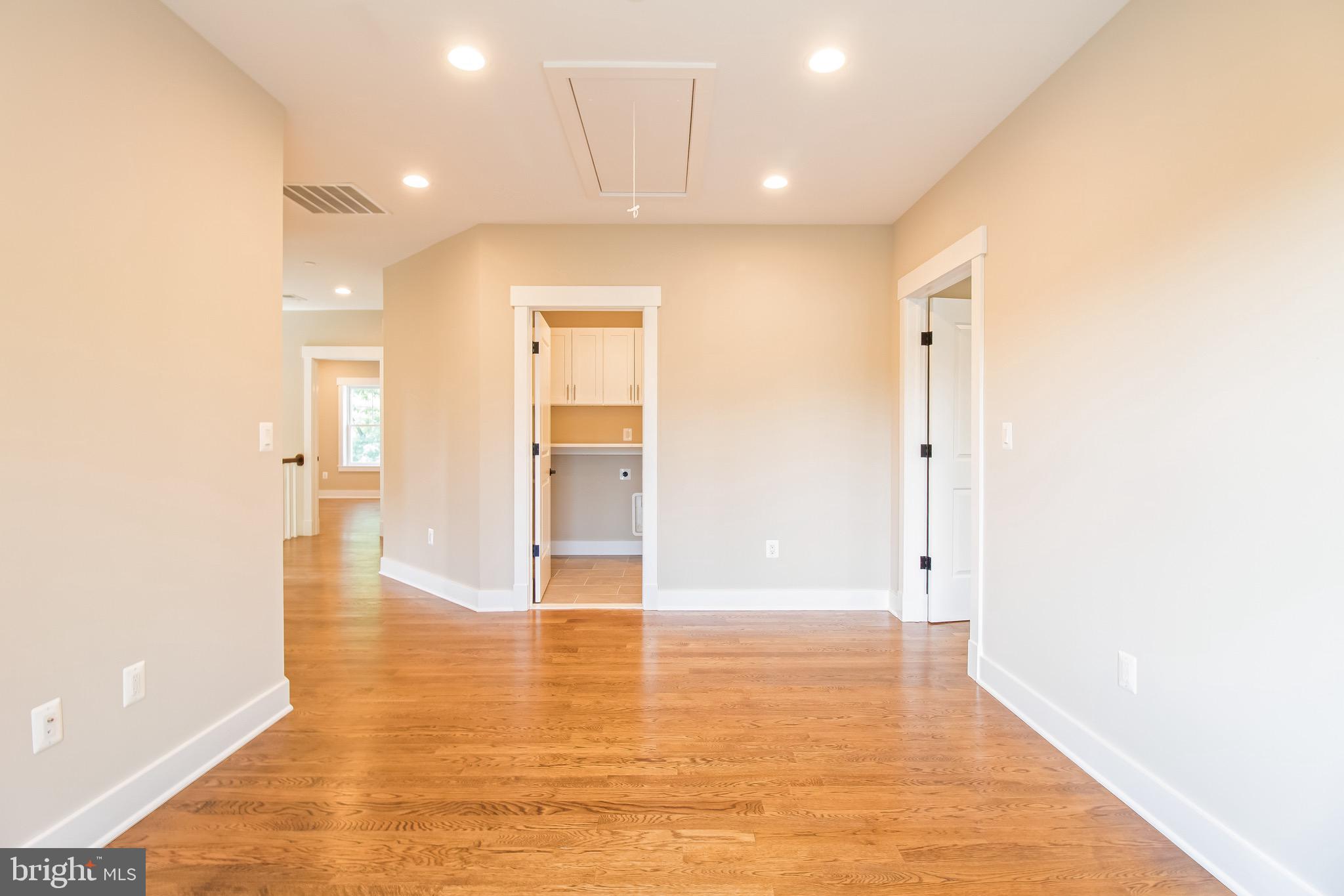 HILLMEAD - Residential