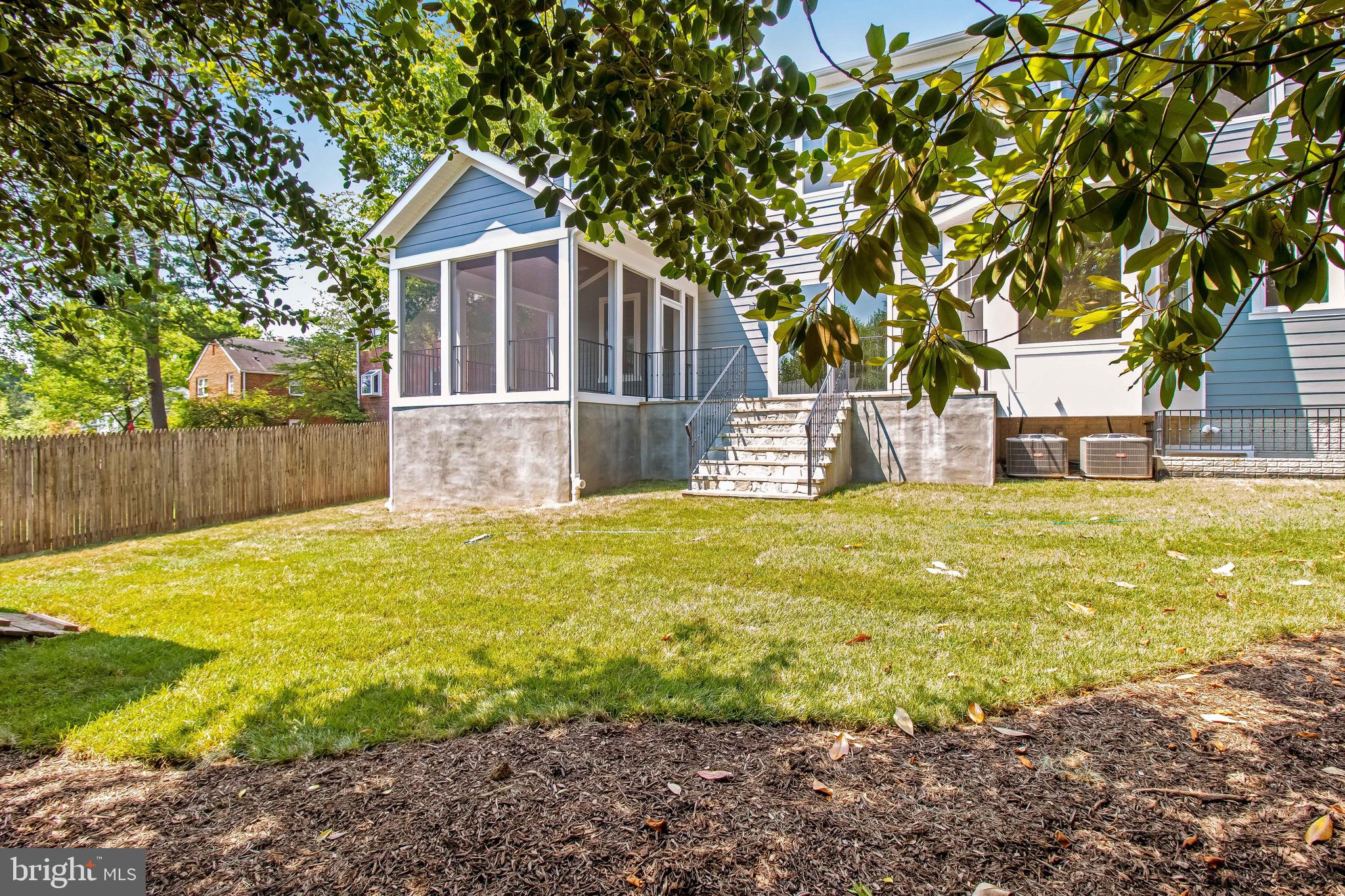 HILLMEAD - Residential