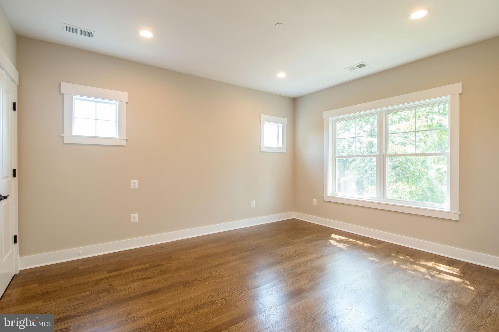 HILLMEAD - Residential