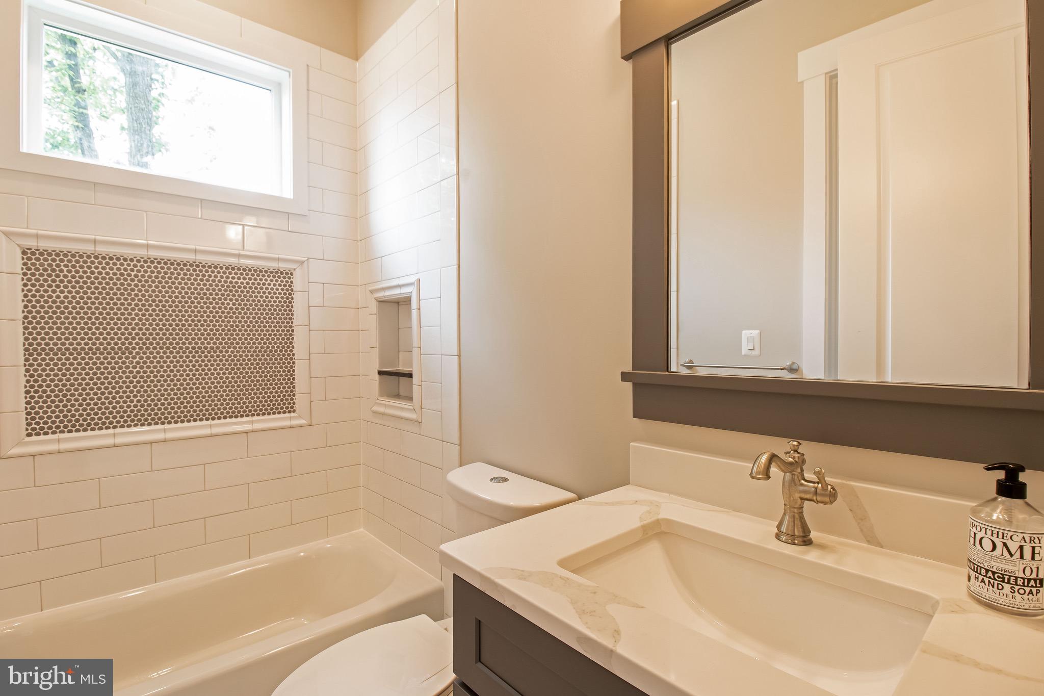 HILLMEAD - Residential