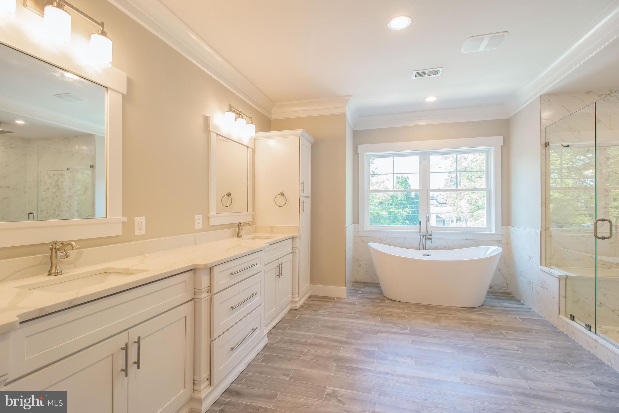 HILLMEAD - Residential